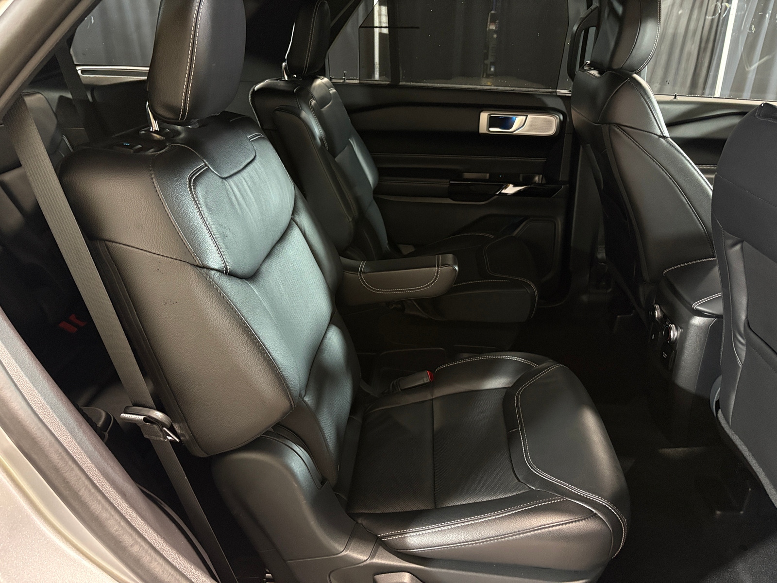 Thumbnail: 2021 Ford Explorer - 5