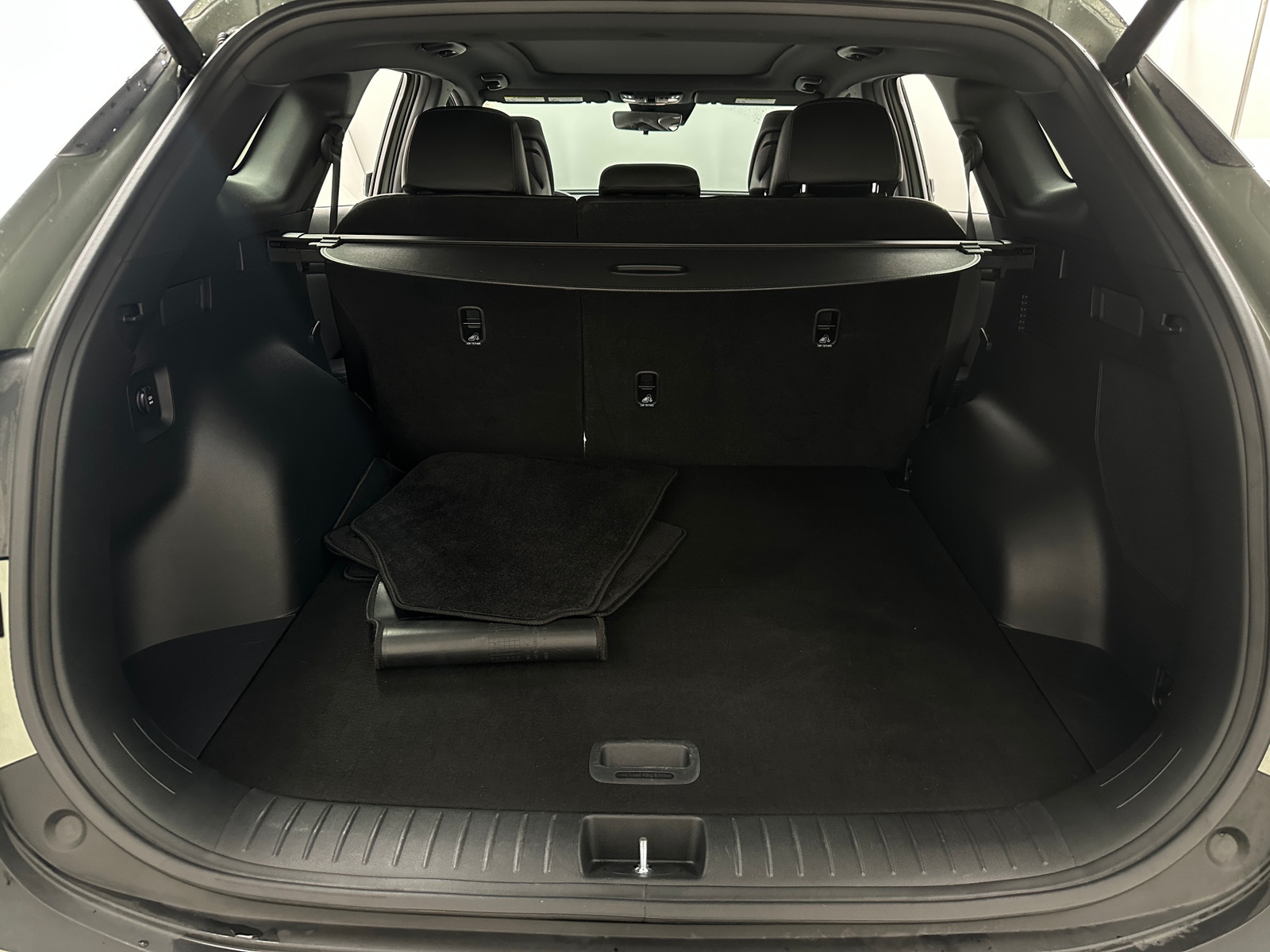 Thumbnail: 2023 Kia Sportage - 6