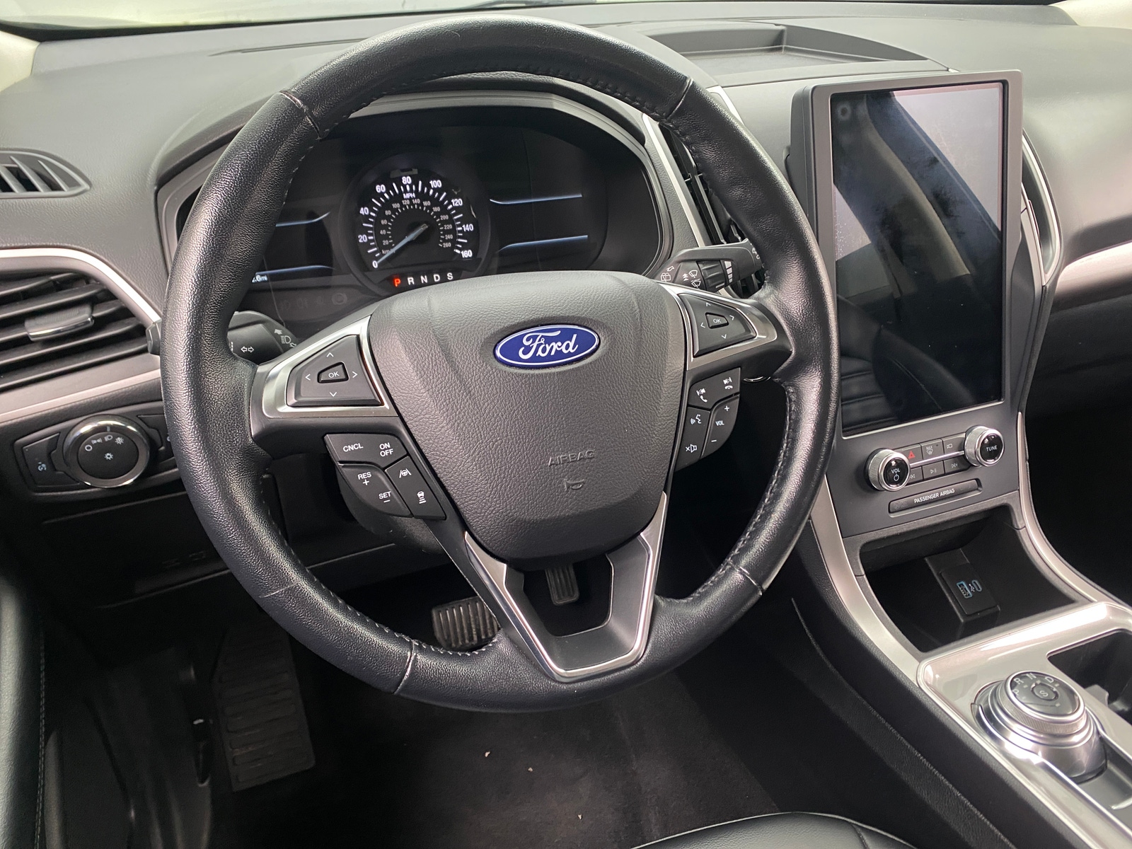 Thumbnail: 2023 Ford Edge - 5