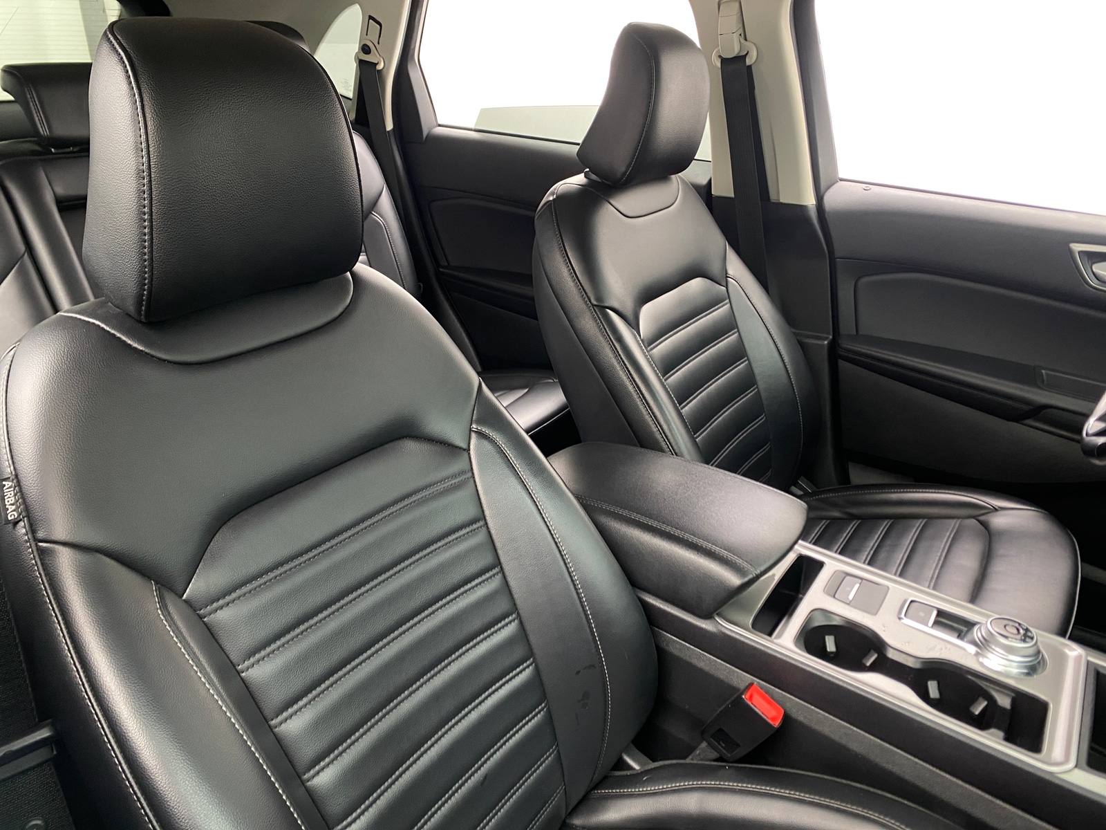 Thumbnail: 2023 Ford Edge - 2