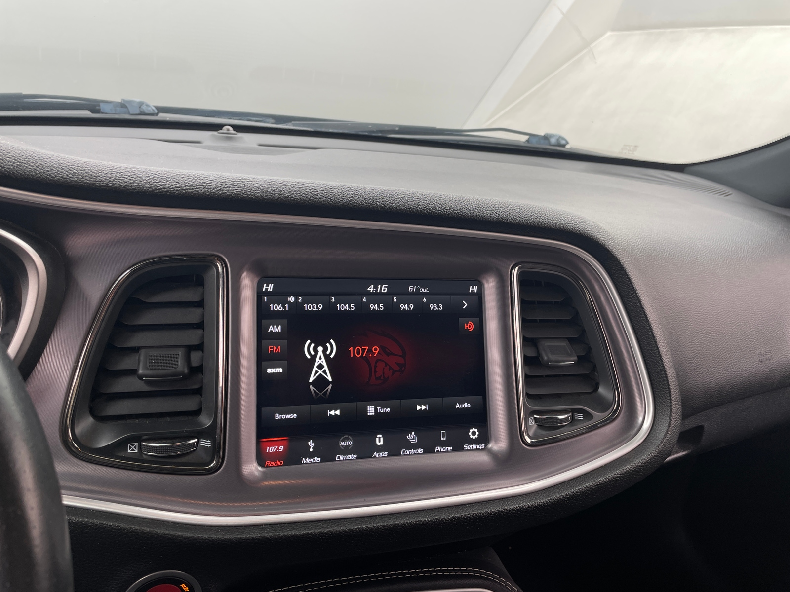 Thumbnail: 2019 Dodge Challenger - 3