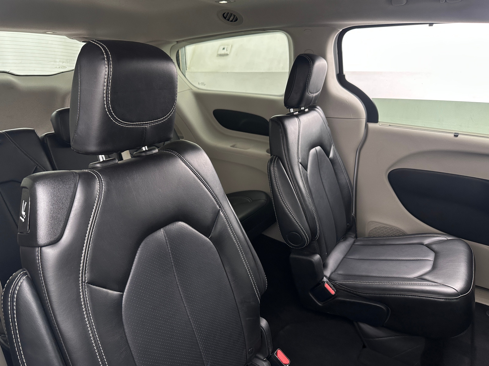 Thumbnail: 2024 Chrysler Pacifica - 5