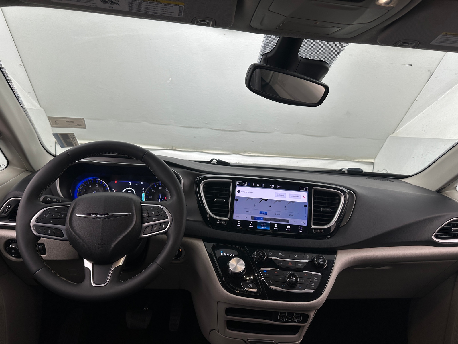 Thumbnail: 2024 Chrysler Pacifica - 2