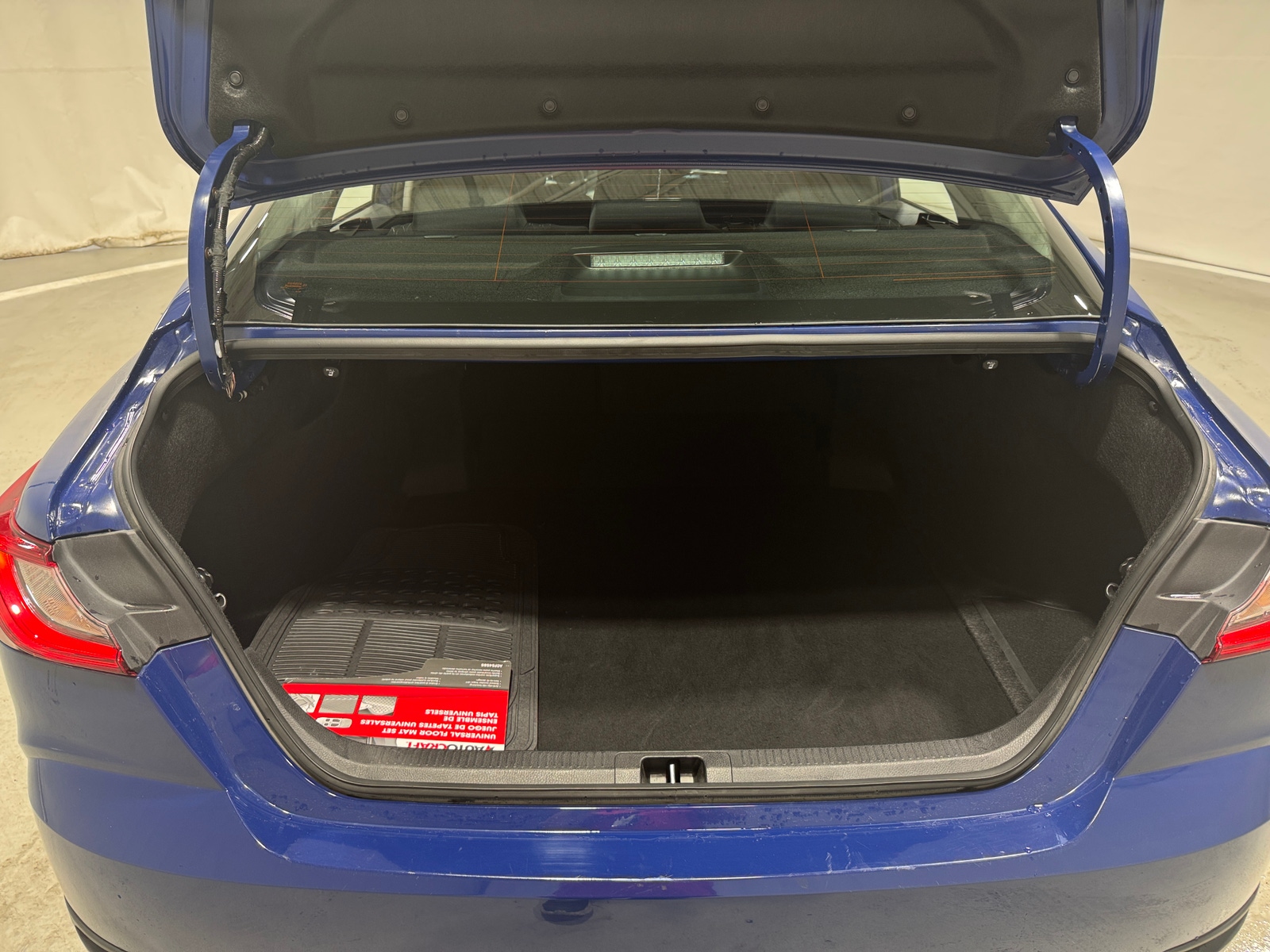 Thumbnail: 2025 Toyota Camry - 7