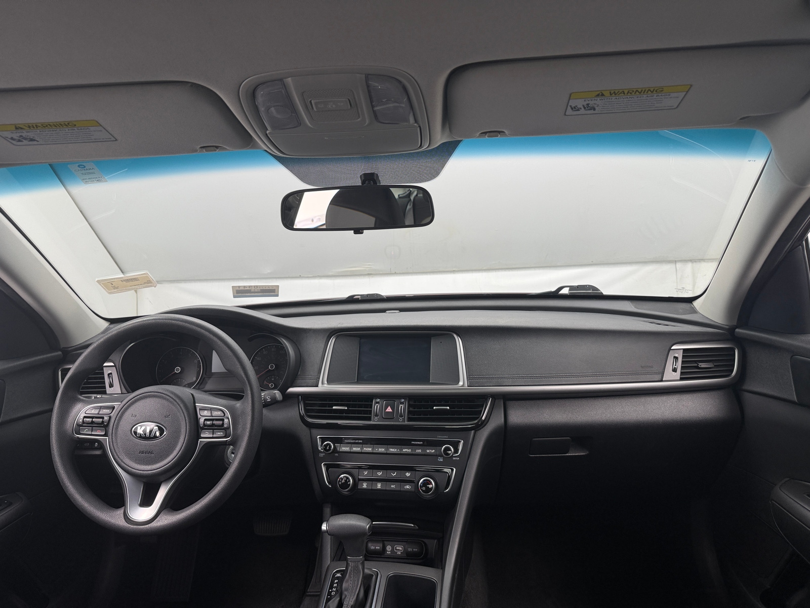 Thumbnail: 2018 Kia Optima - 3