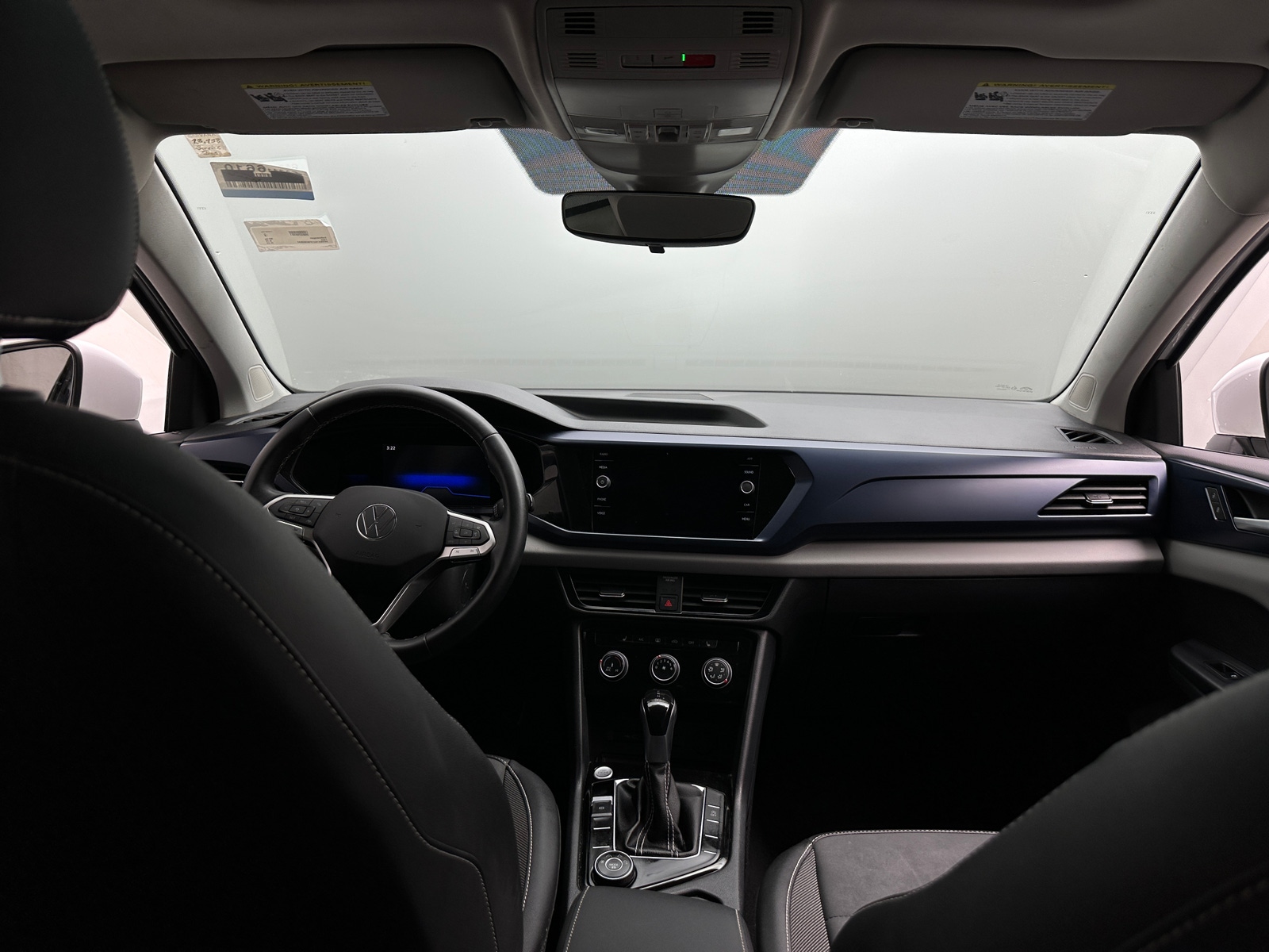 Thumbnail: 2023 Volkswagen Taos - 3