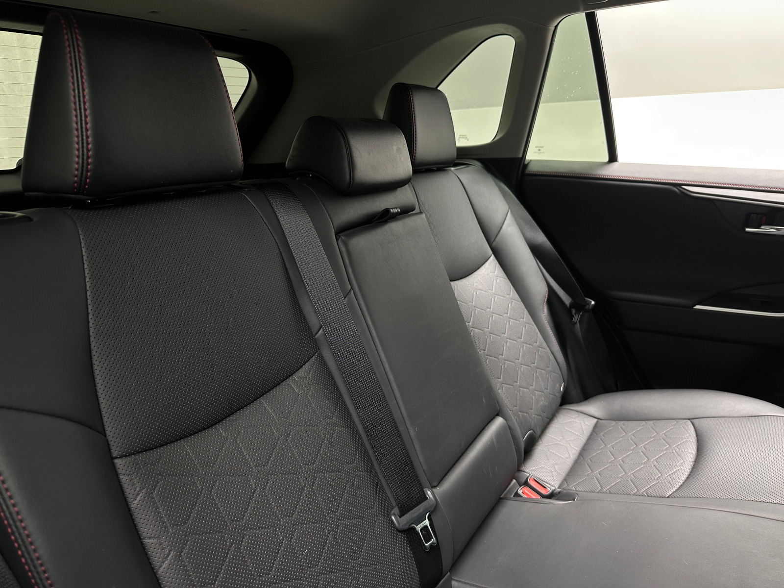 Thumbnail: 2021 Toyota RAV4 - 5