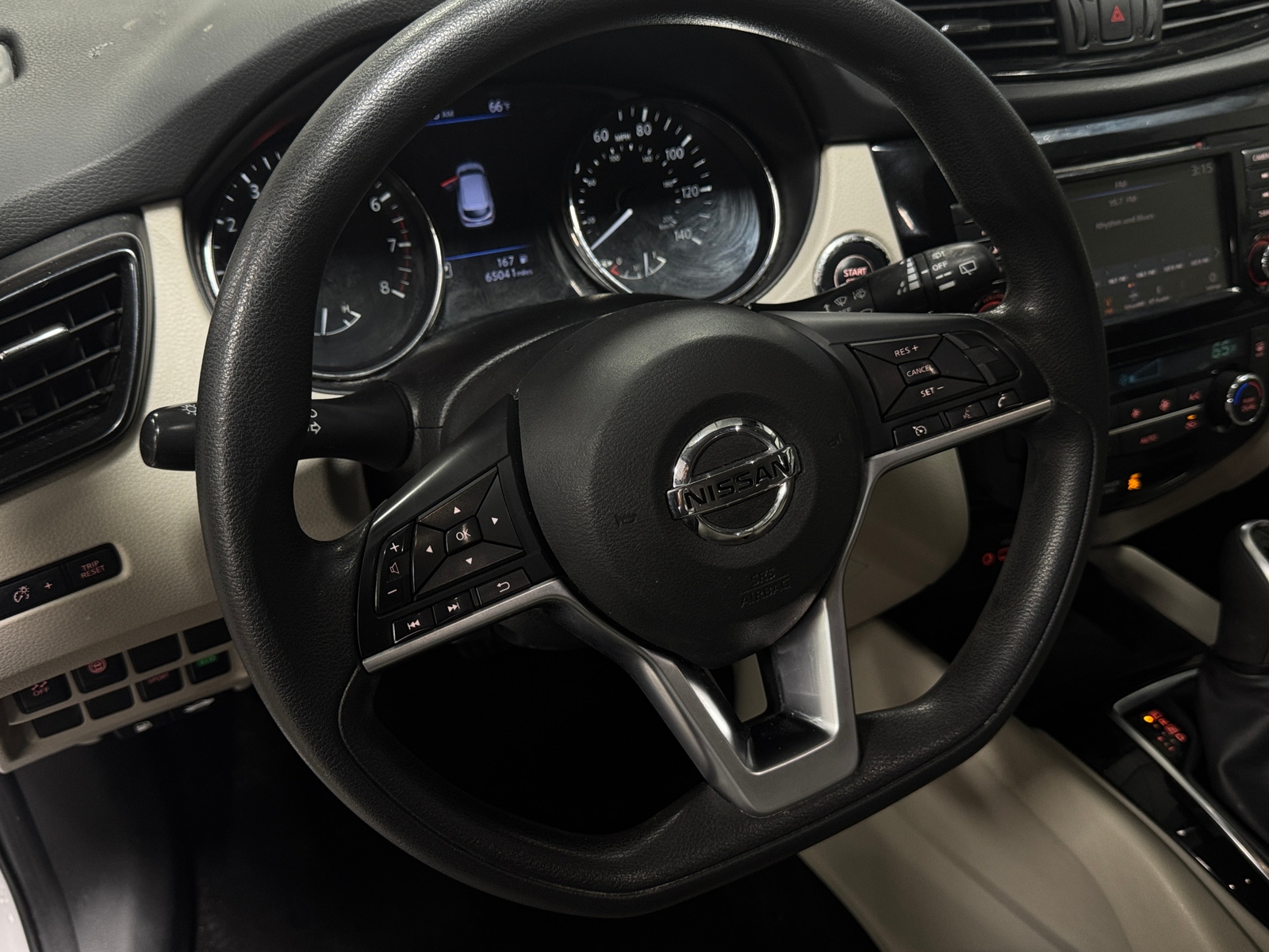 Thumbnail: 2020 Nissan Rogue Sport - 5