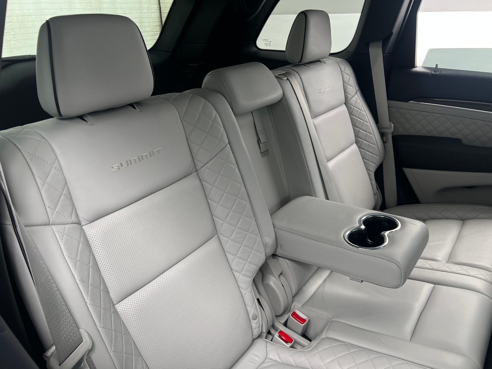 Thumbnail: 2018 Jeep Grand Cherokee - 5