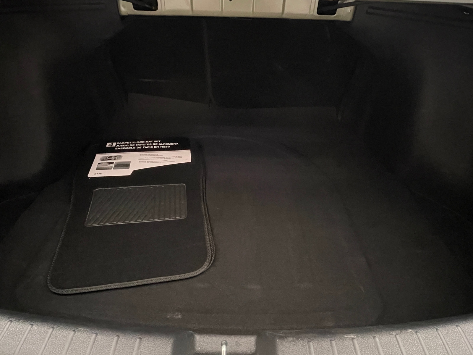 Thumbnail: 2023 Kia Forte - 7