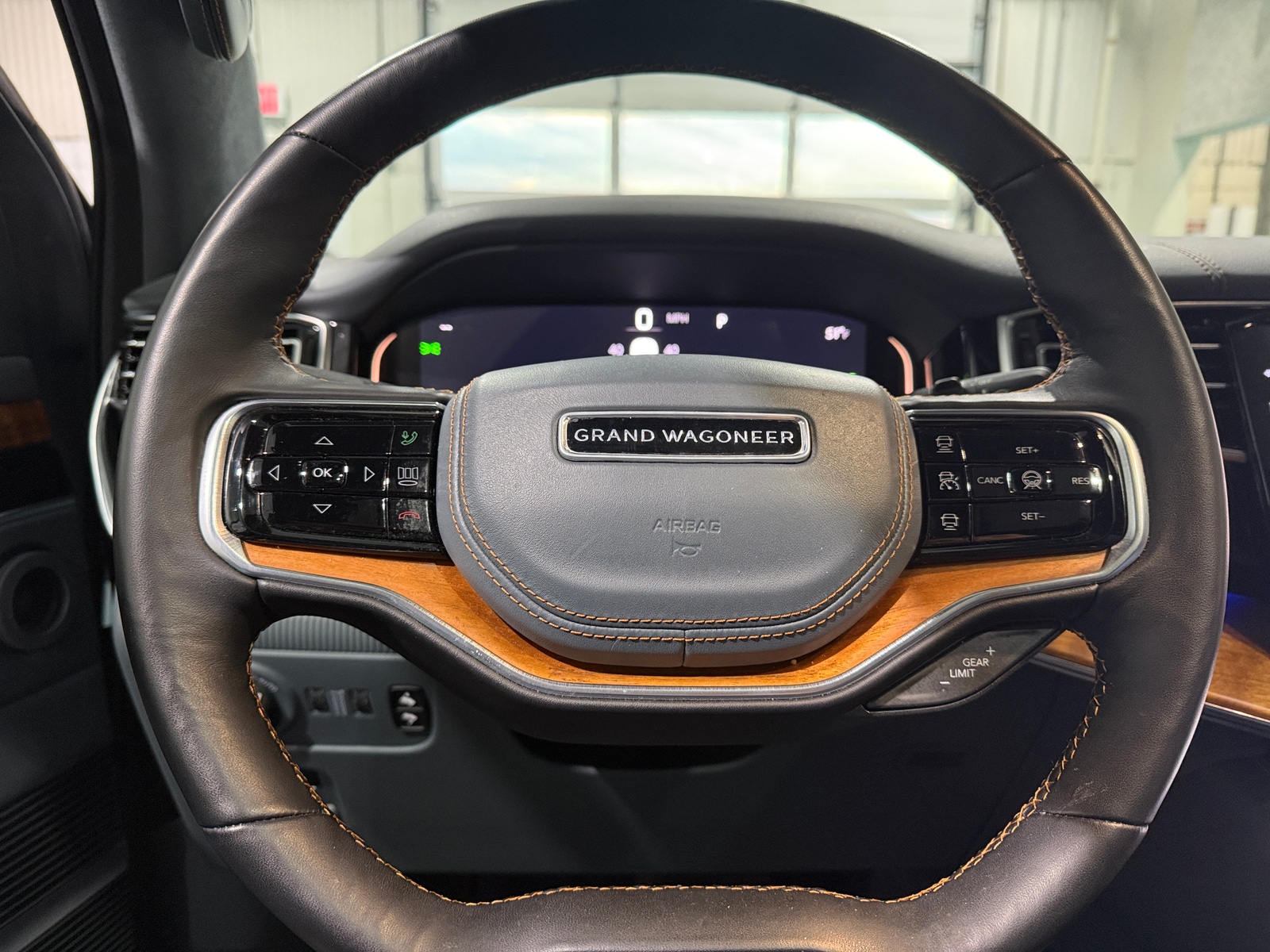 Thumbnail: 2022 Jeep Grand Wagoneer - 4