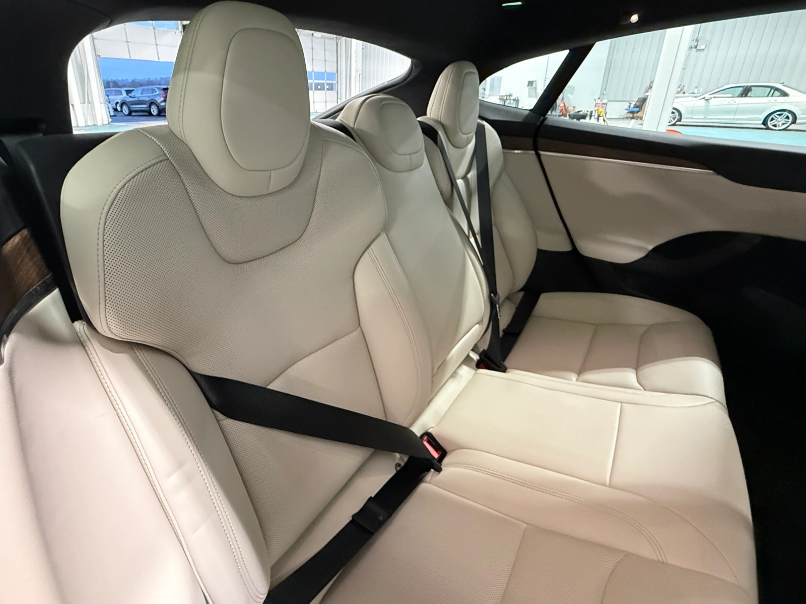 Thumbnail: 2022 Tesla Model S - 5