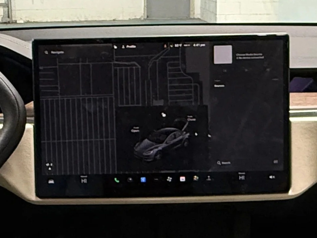 Thumbnail: 2022 Tesla Model S - 3