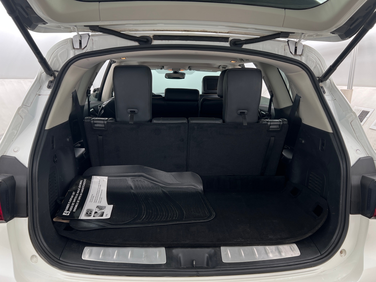 Thumbnail: 2019 INFINITI QX60 - 6