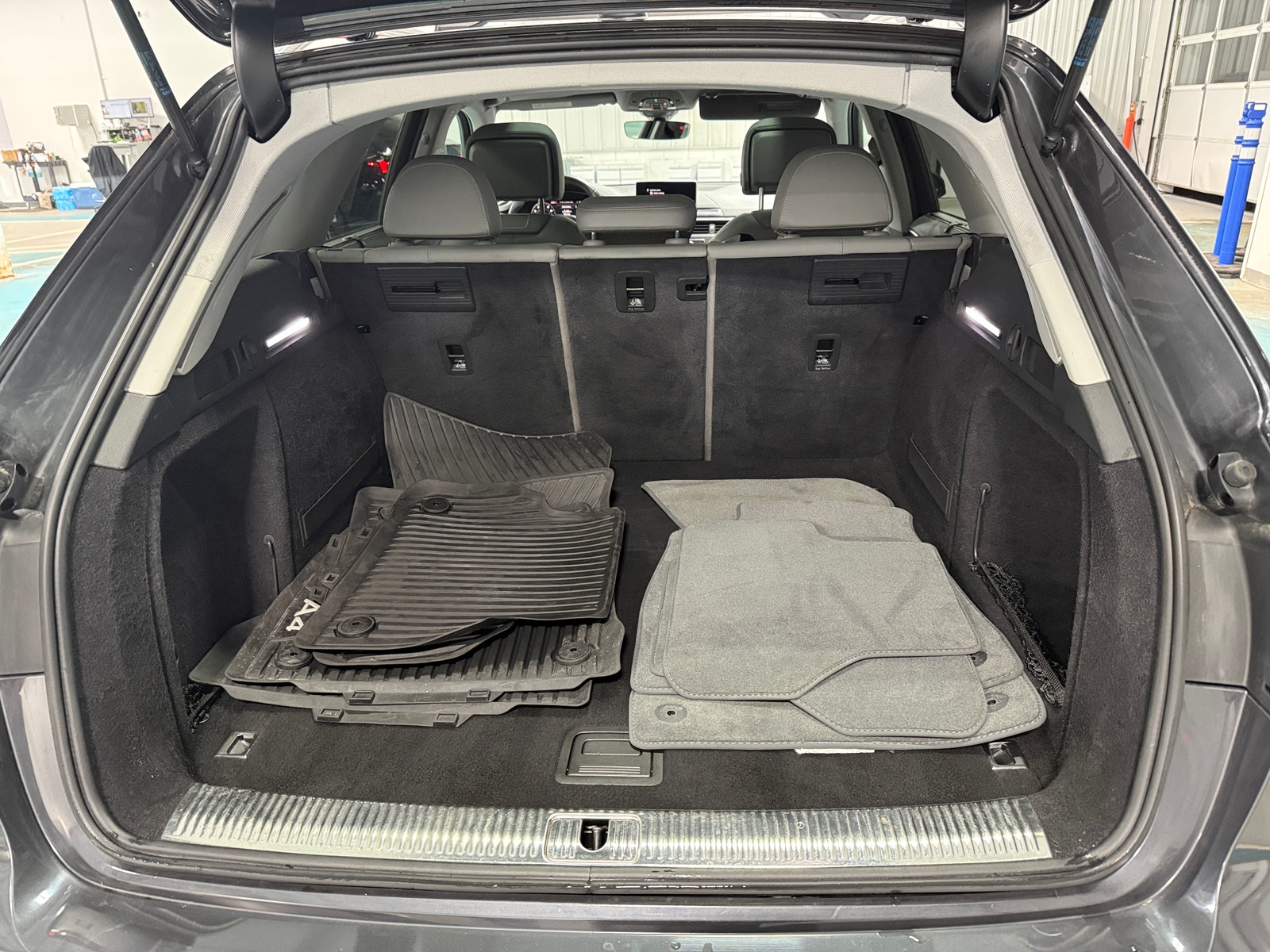 Thumbnail: 2019 Audi A4 - 6