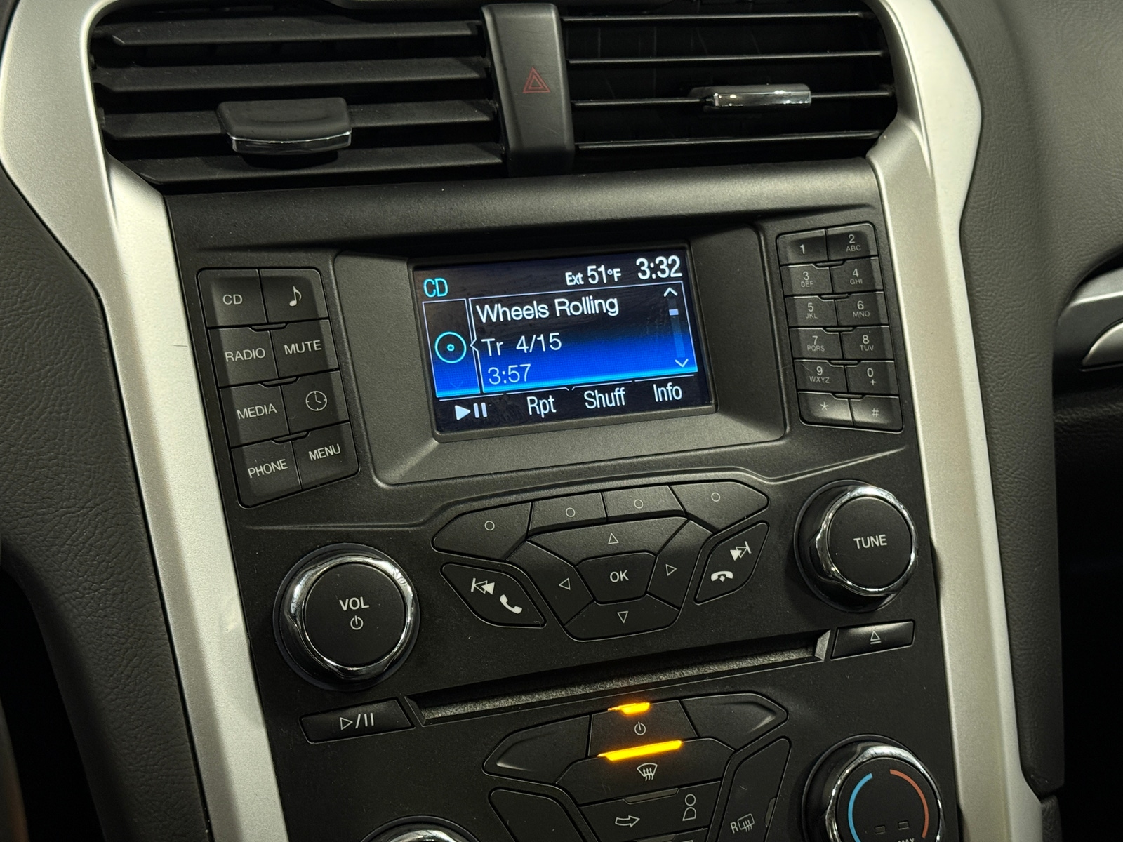 Thumbnail: 2014 Ford Fusion - 4