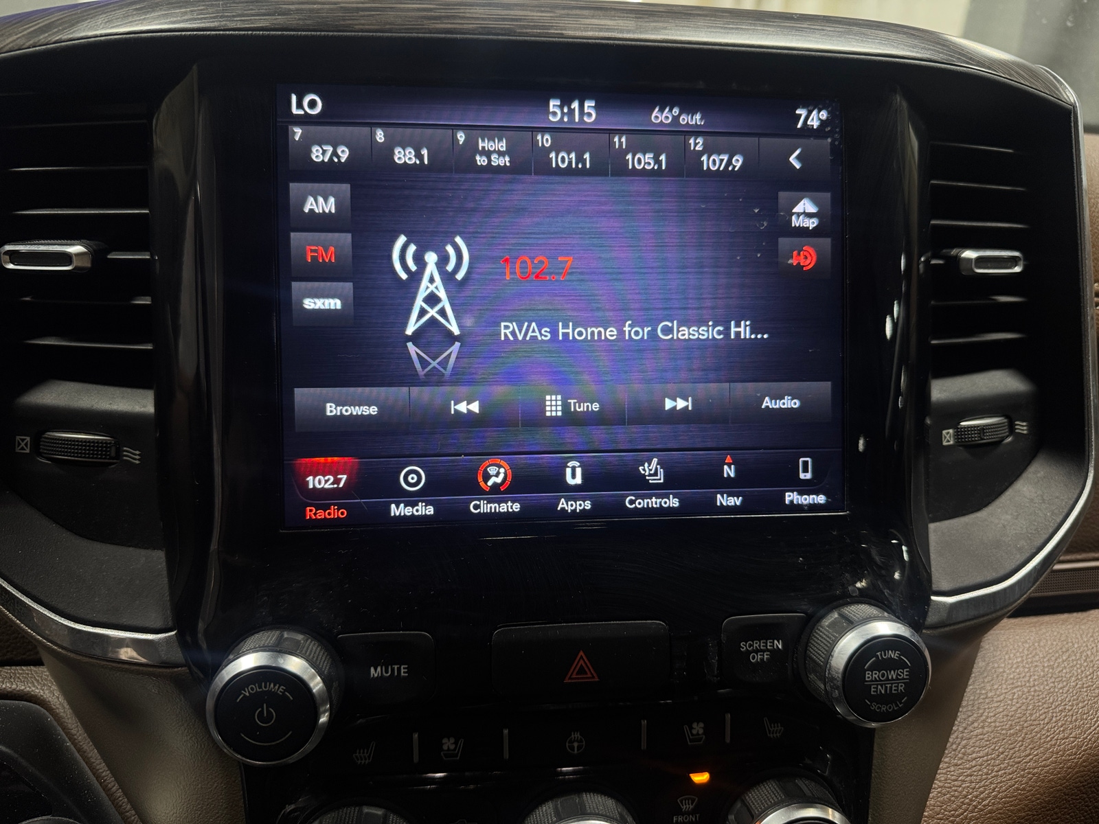 Thumbnail: 2019 RAM 1500 - 3