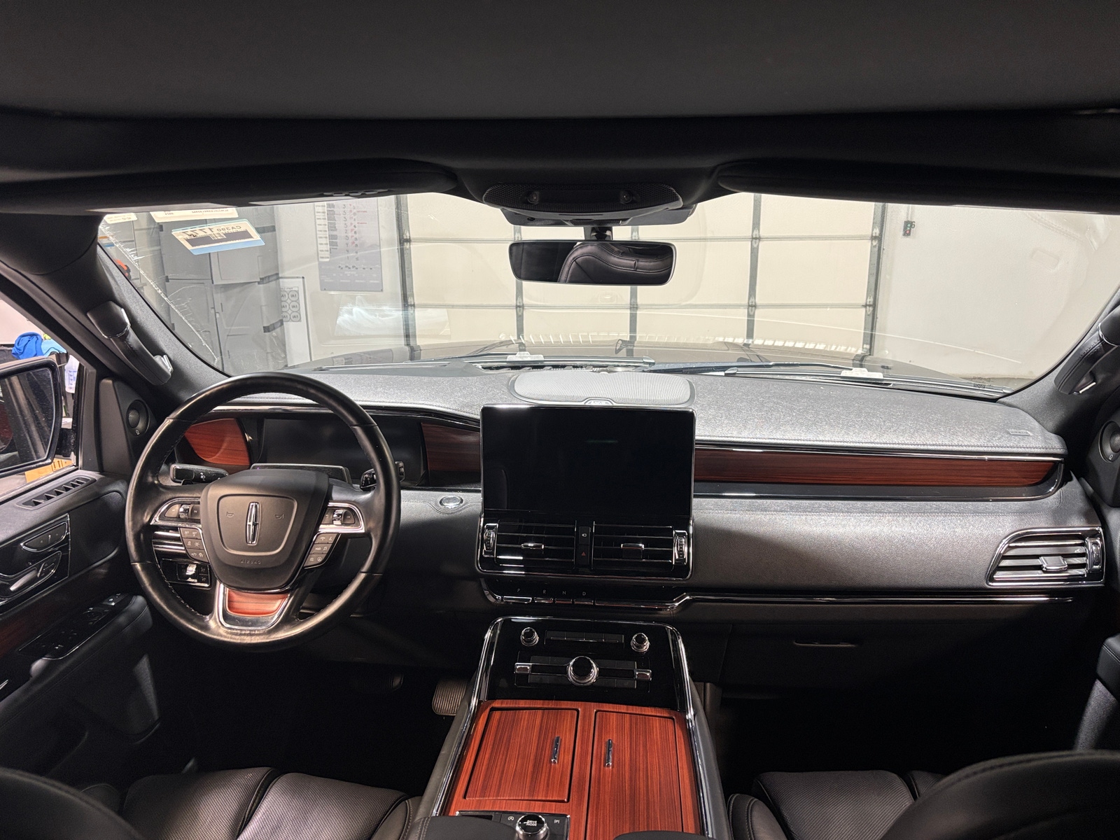 Thumbnail: 2024 Lincoln Navigator - 2