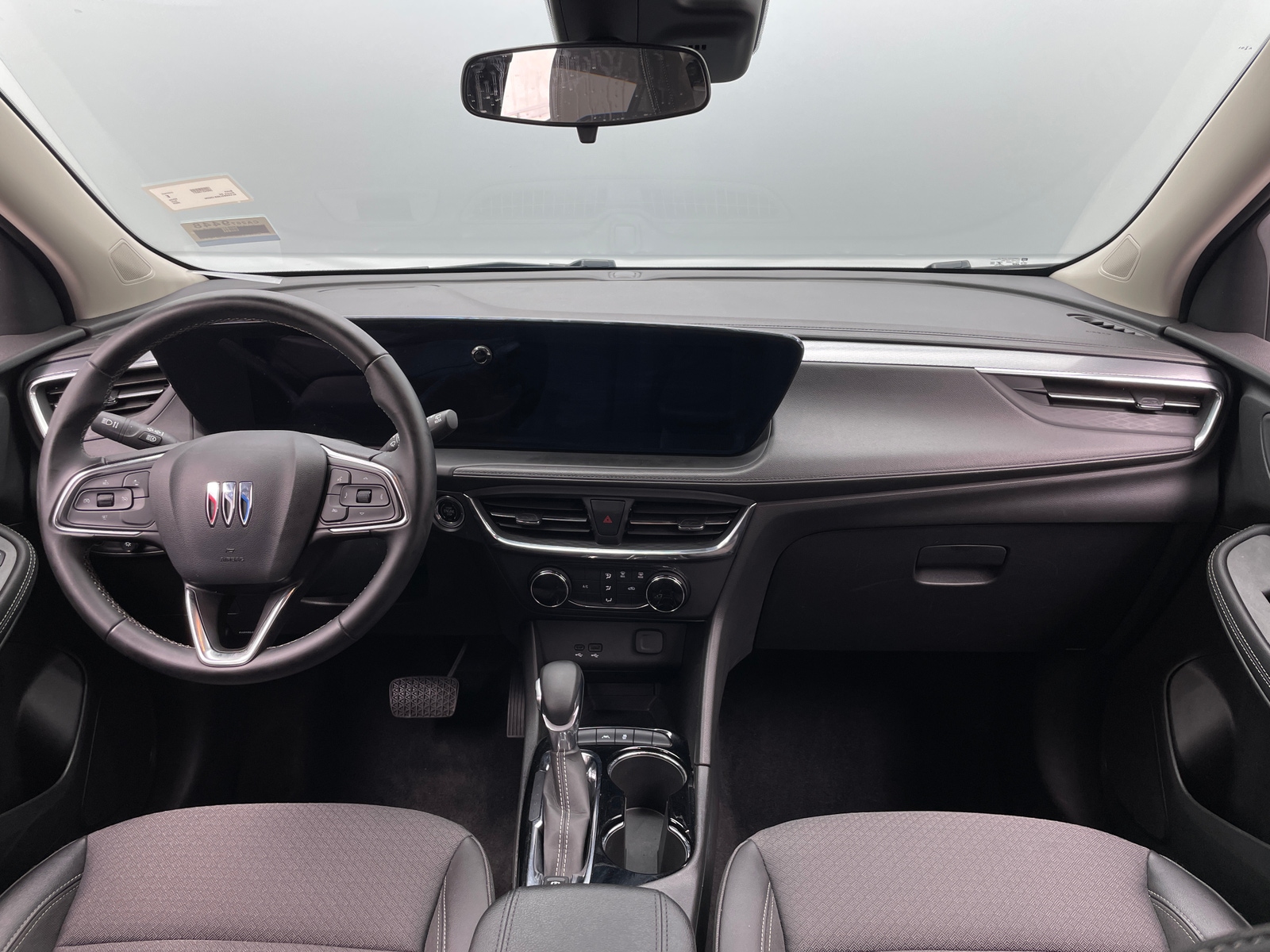 Thumbnail: 2025 Buick Encore GX - 3