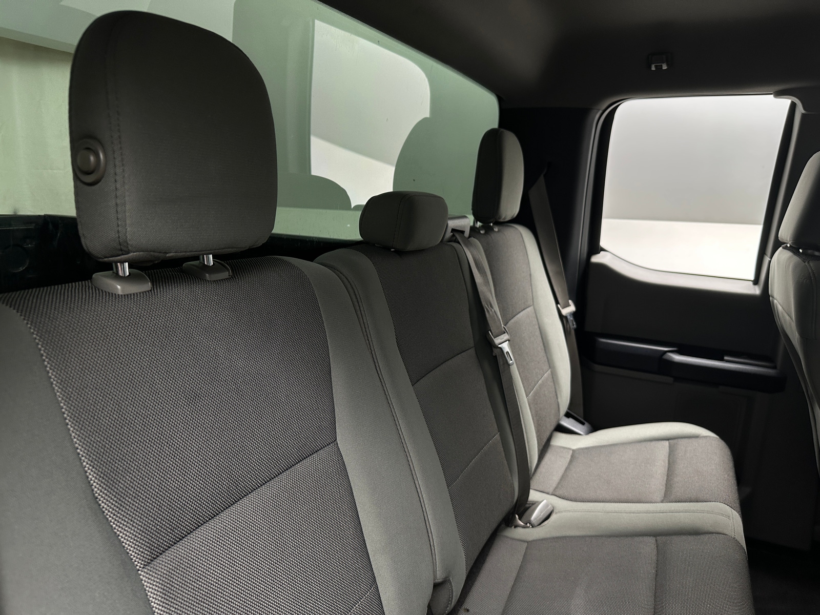 Thumbnail: 2016 Ford Econoline - 6