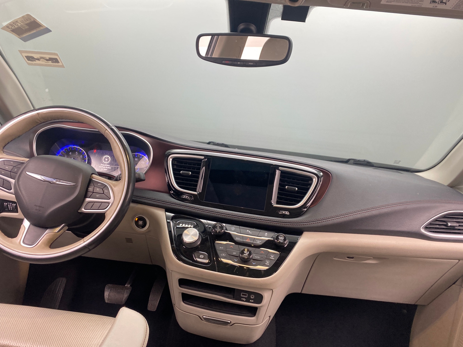 Thumbnail: 2019 Chrysler Pacifica - 2
