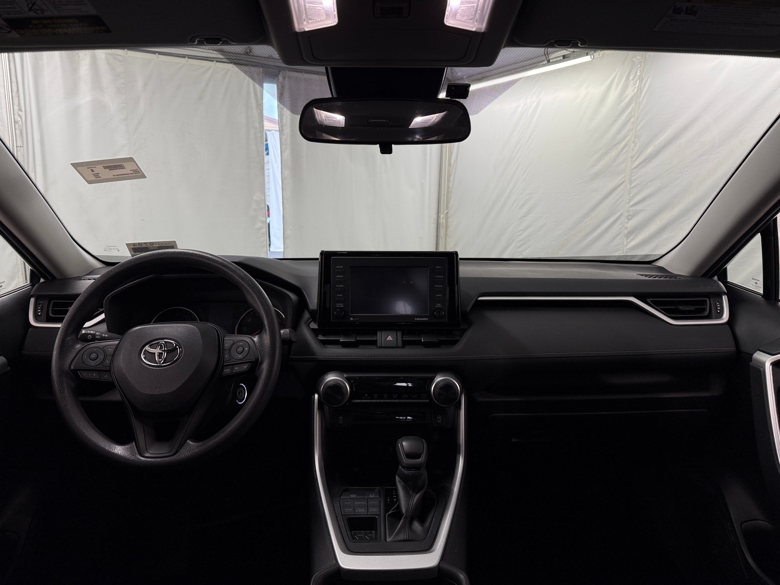 Thumbnail: 2022 Toyota RAV4 - 3