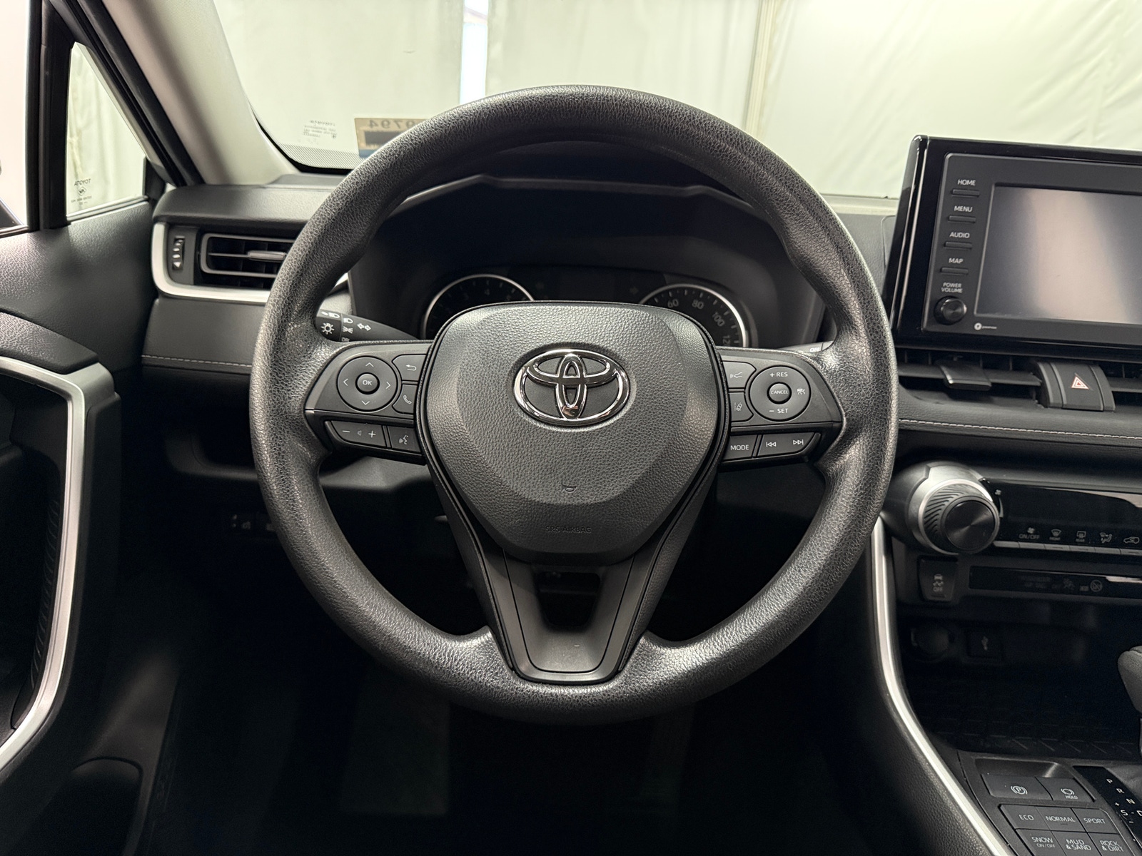 Thumbnail: 2022 Toyota RAV4 - 5