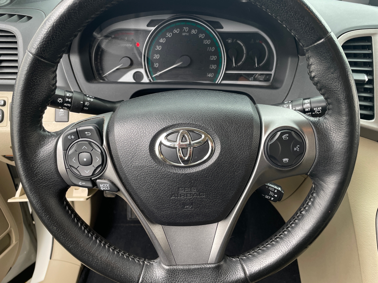 Thumbnail: 2015 Toyota Venza - 4