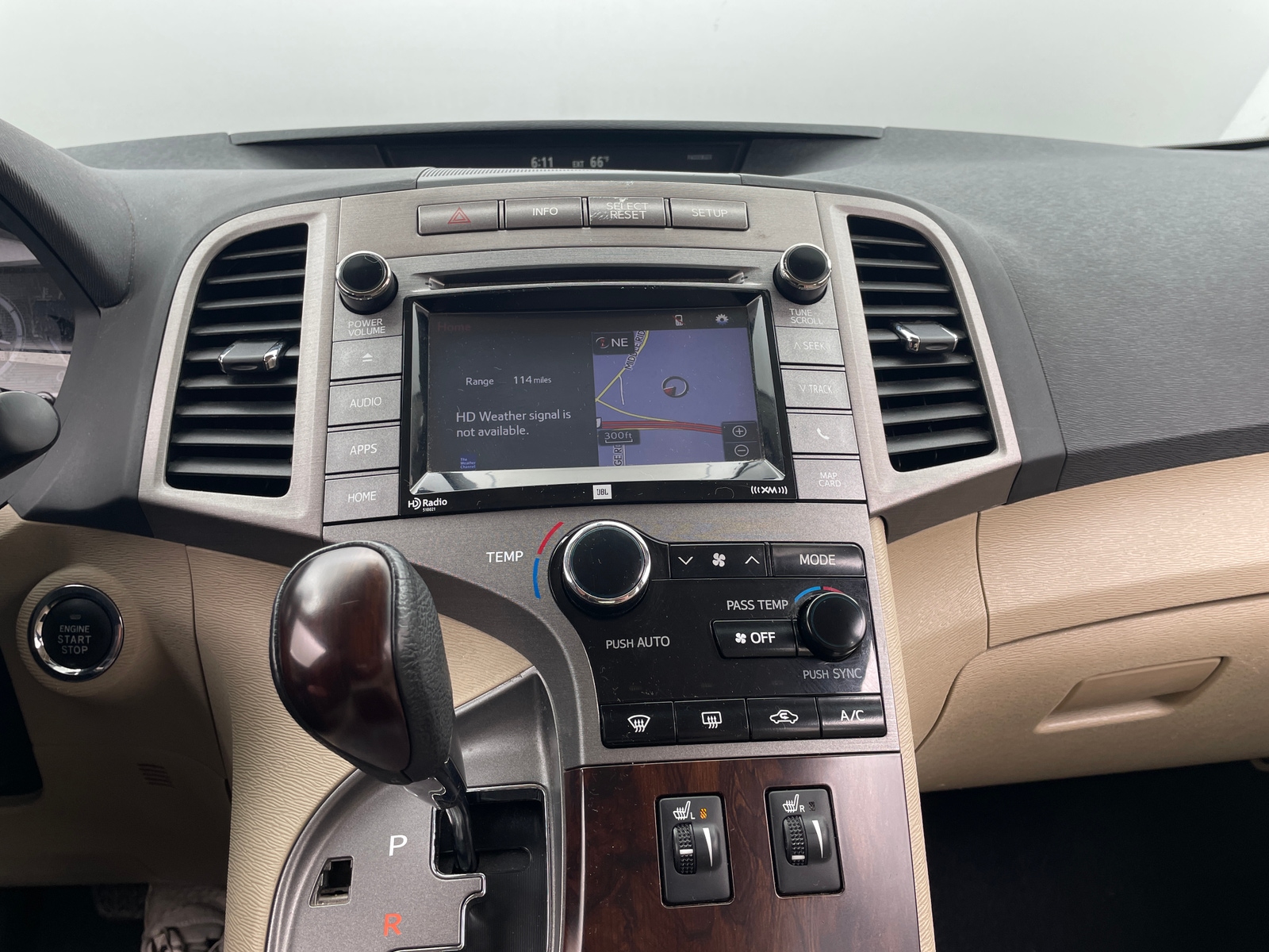 Thumbnail: 2015 Toyota Venza - 3