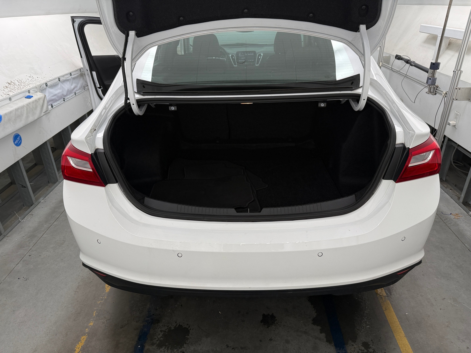 Thumbnail: 2024 Chevrolet Malibu - 7