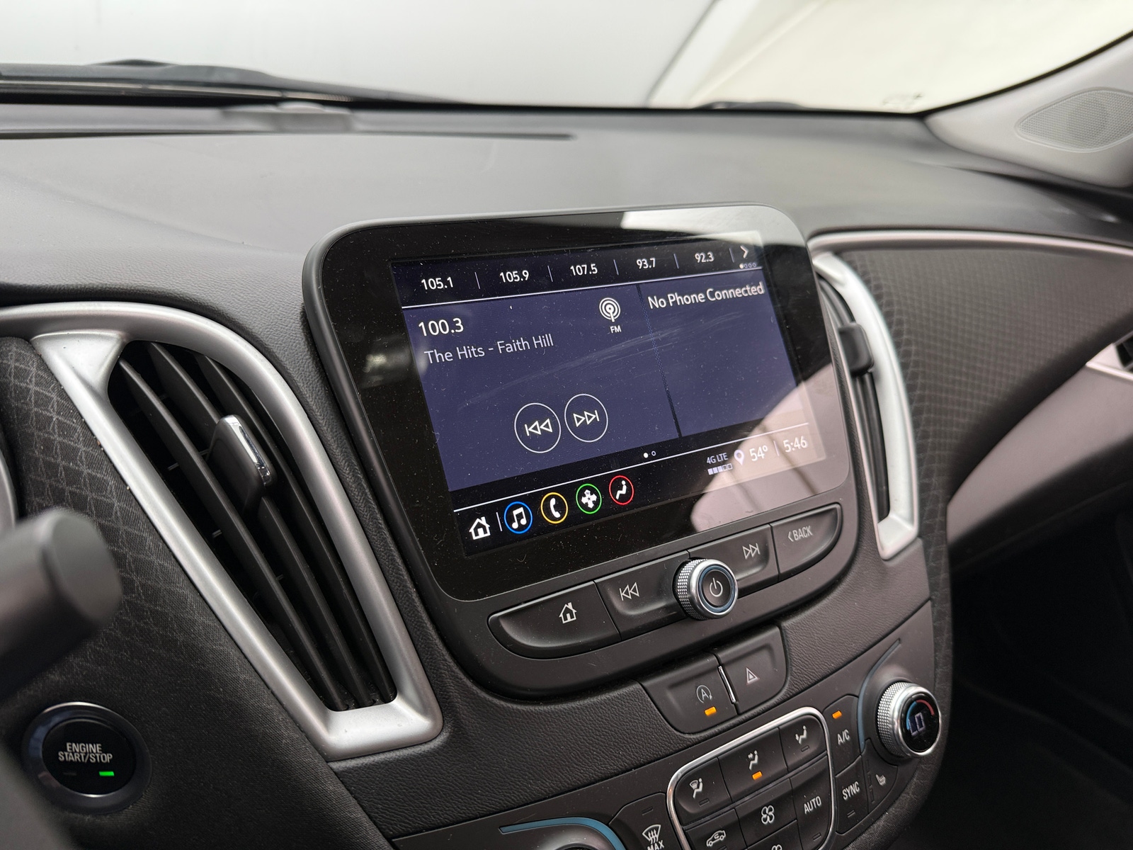 Thumbnail: 2024 Chevrolet Malibu - 4