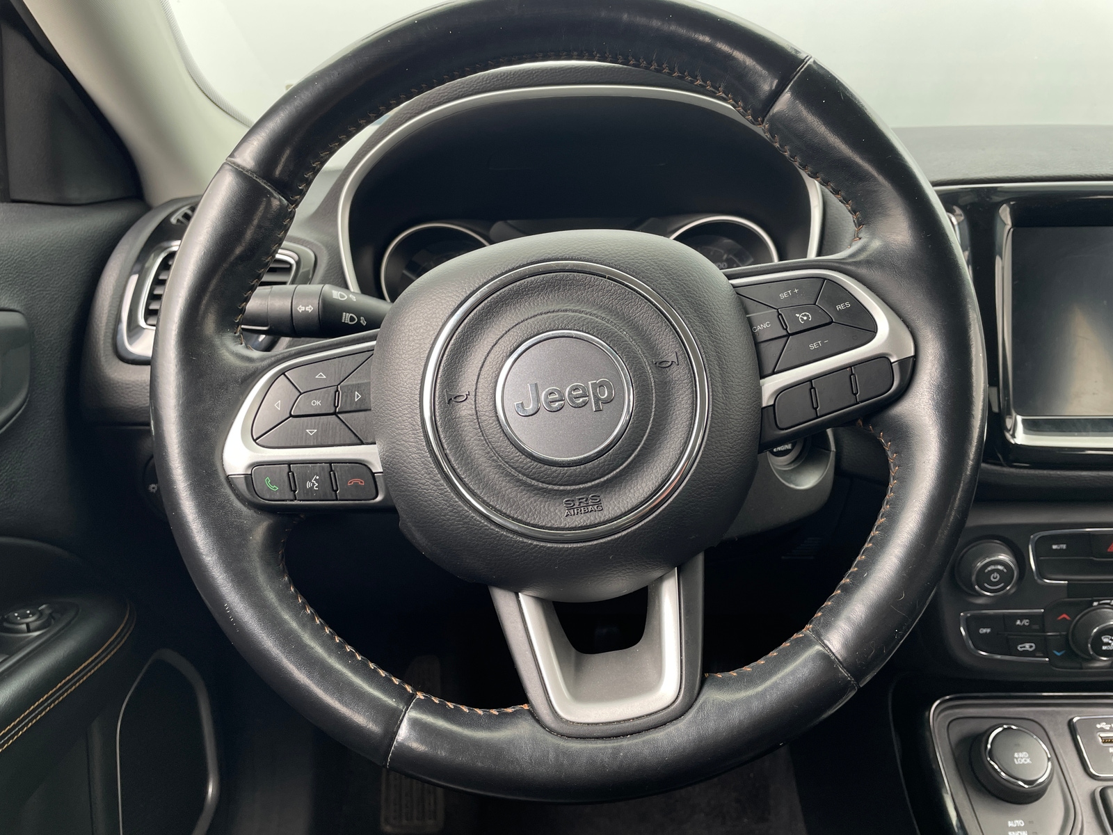 Thumbnail: 2020 Jeep Compass - 4