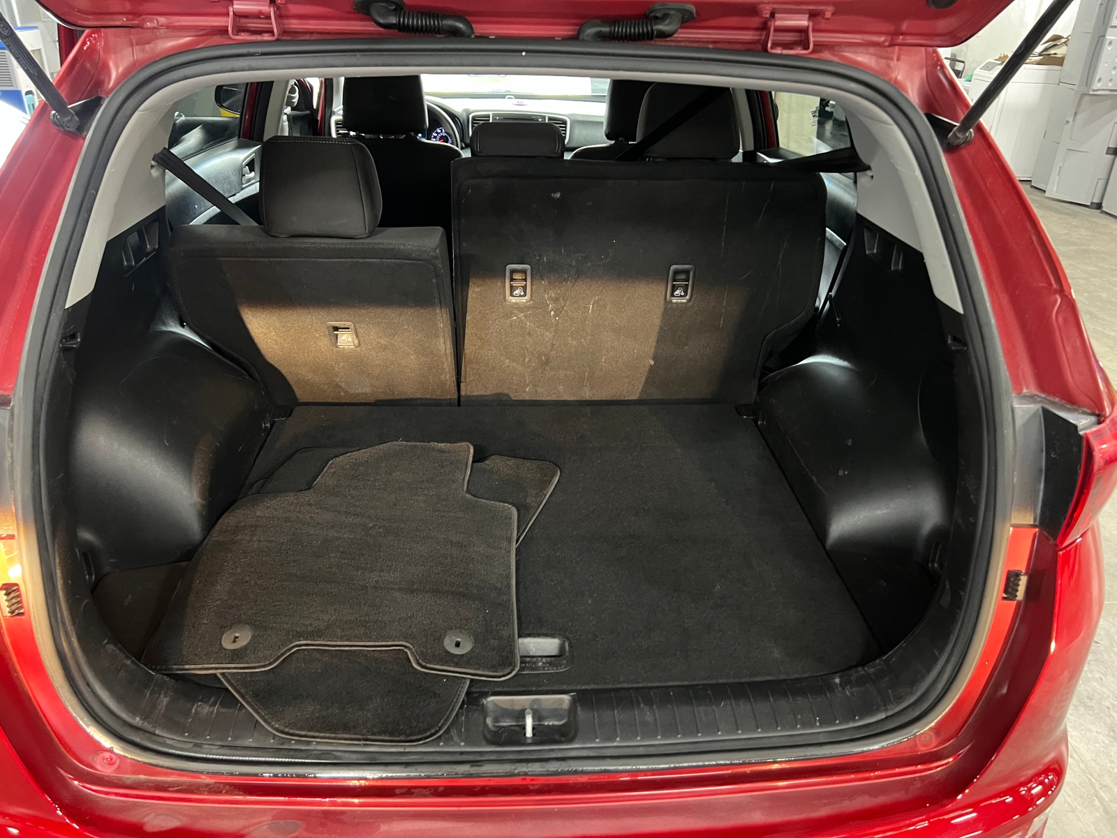 Thumbnail: 2018 Kia Sportage - 7