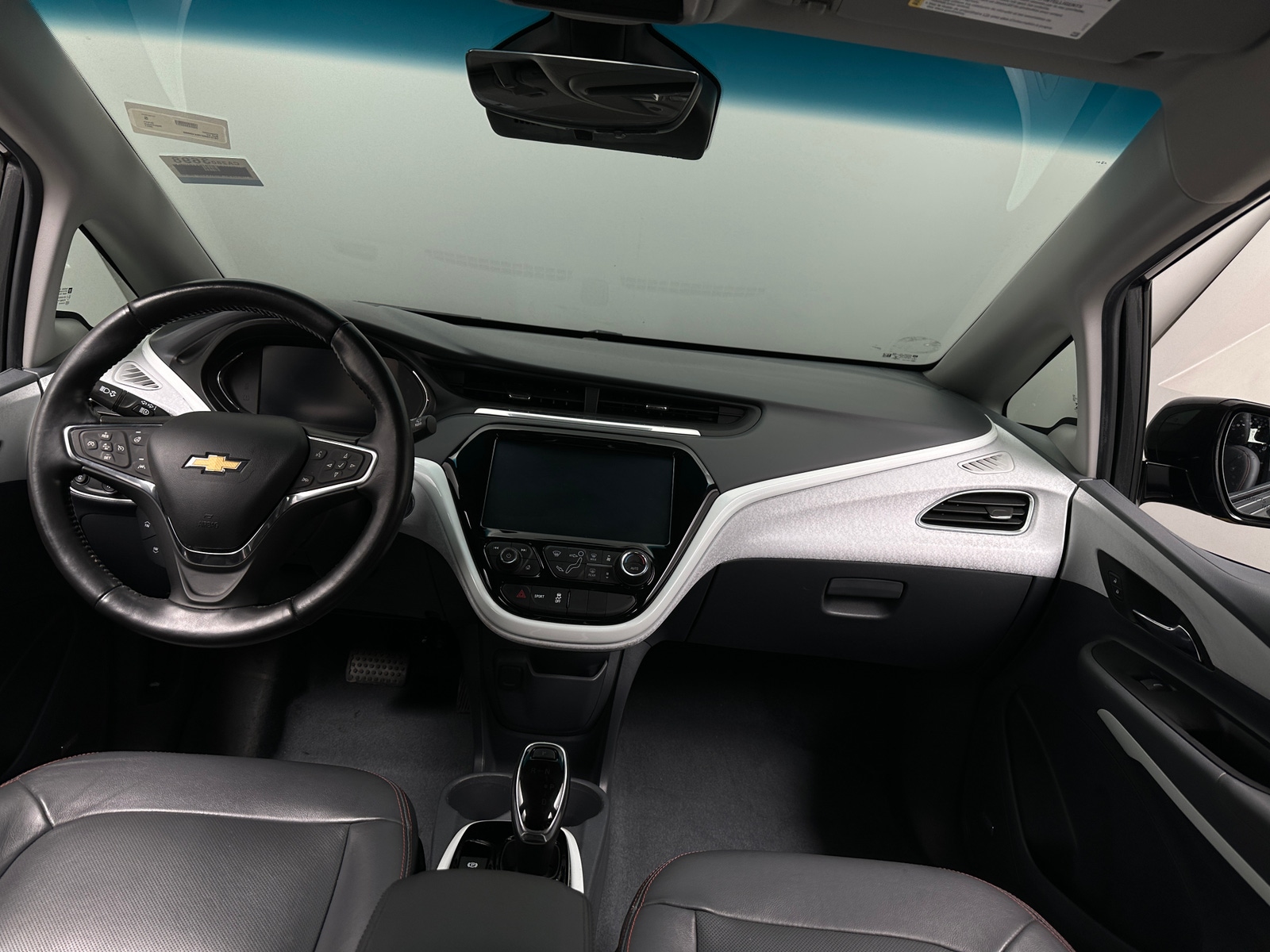 Thumbnail: 2021 Chevrolet Bolt EV - 2