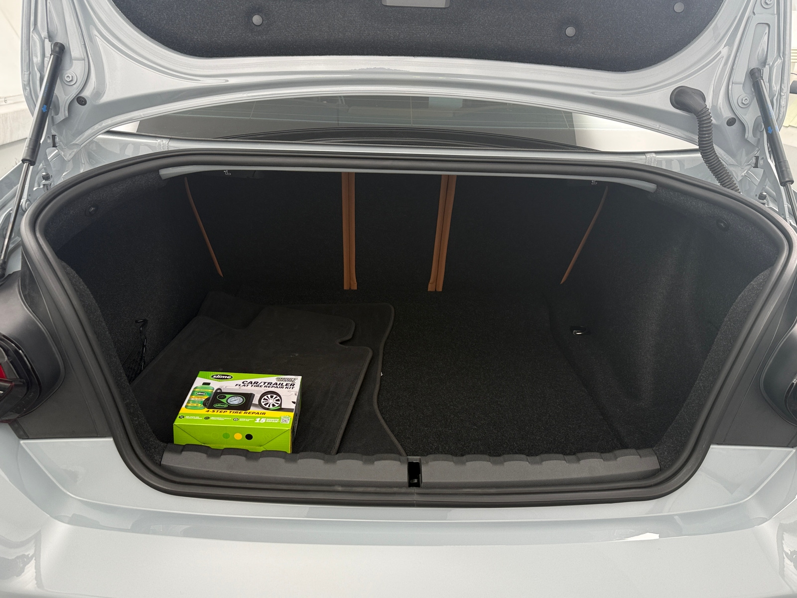 Thumbnail: 2024 BMW M2 - 4