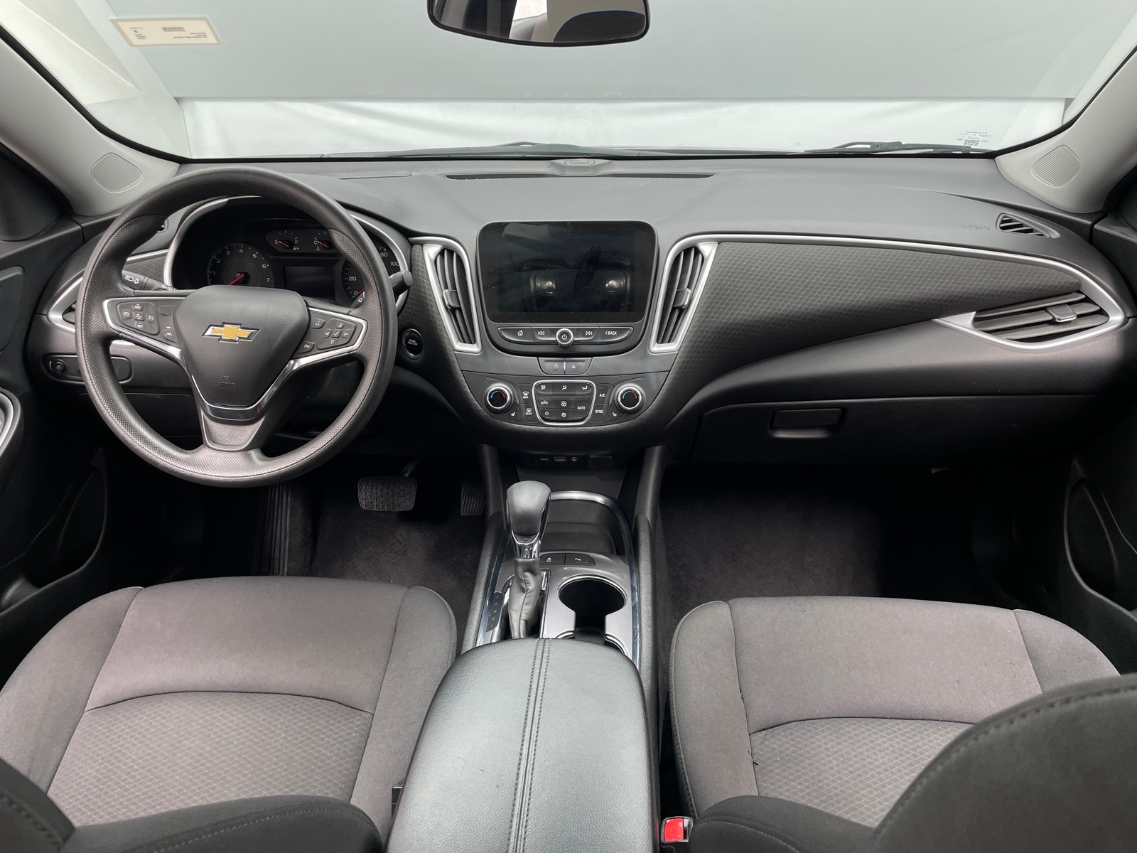 Thumbnail: 2024 Chevrolet Malibu - 3