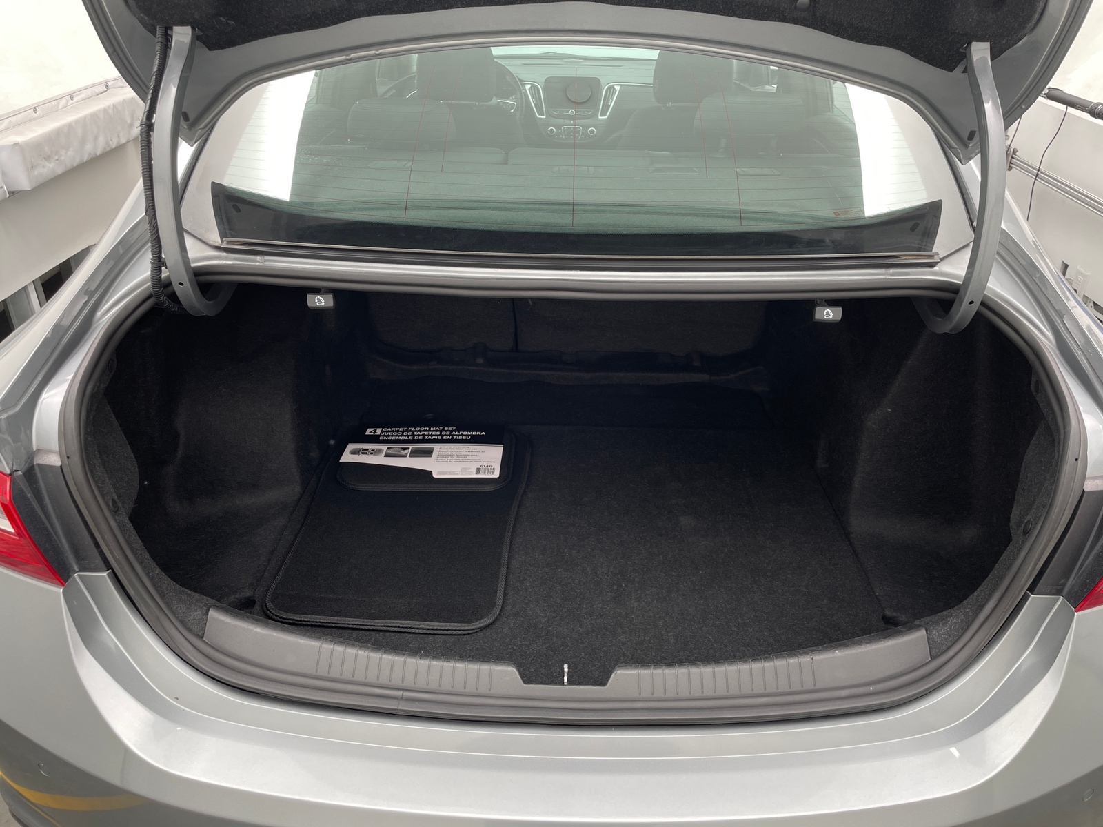 Thumbnail: 2024 Chevrolet Malibu - 7