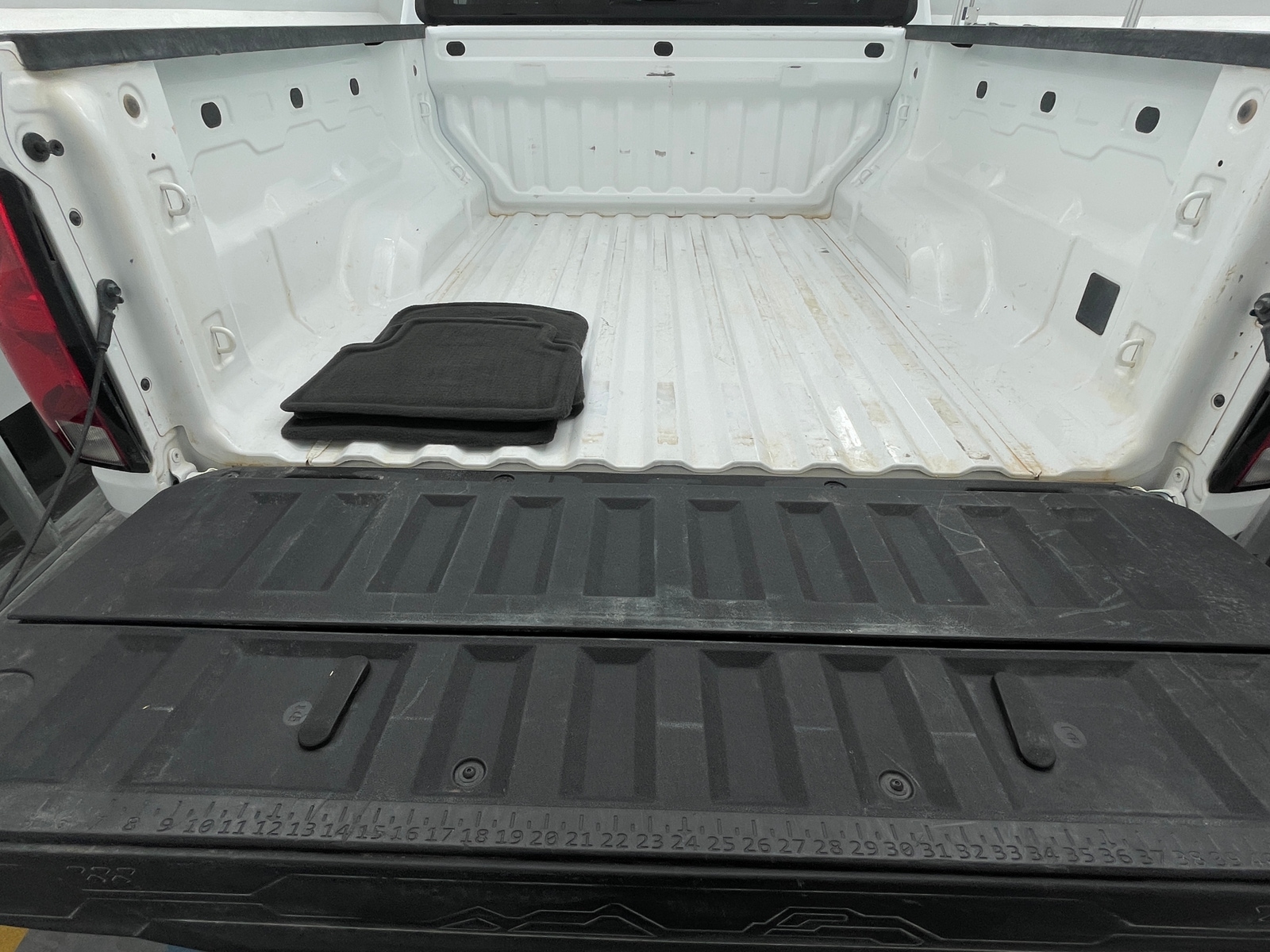 Thumbnail: 2023 Chevrolet Colorado - 7