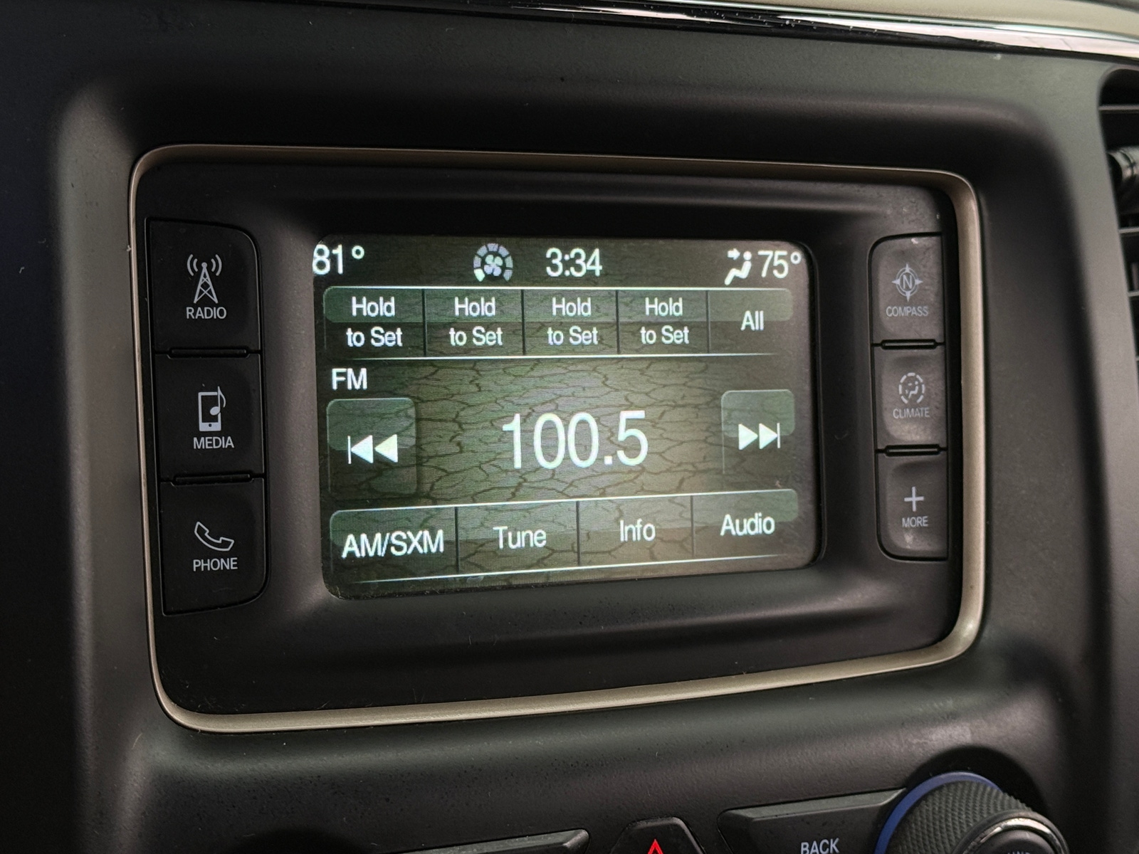 Thumbnail: 2016 Jeep Grand Cherokee - 4