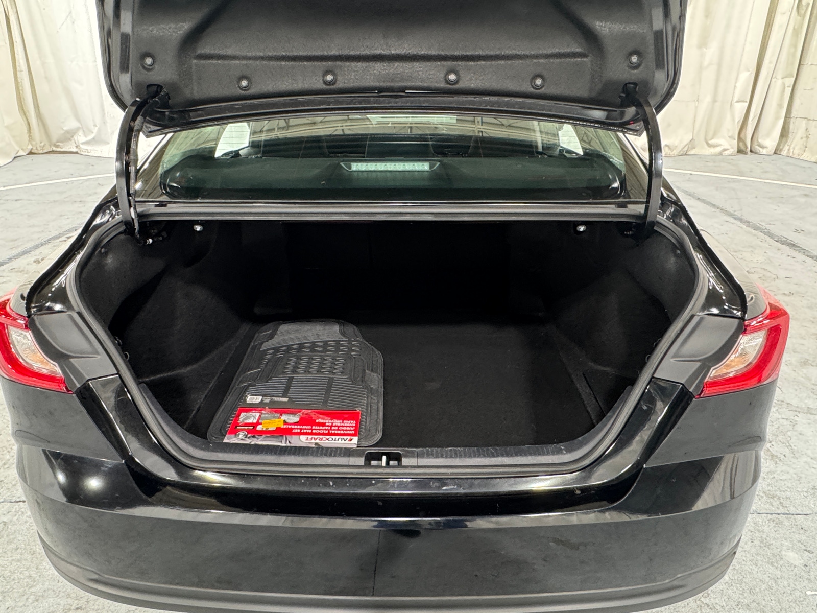 Thumbnail: 2025 Toyota Camry - 7