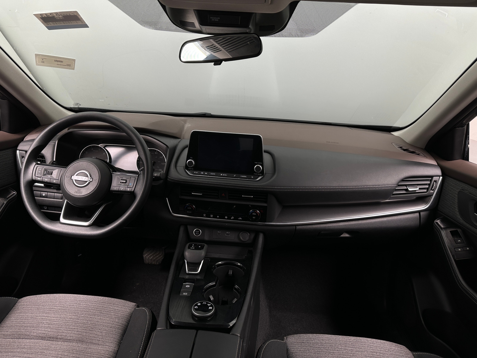 Thumbnail: 2023 Nissan Rogue - 3