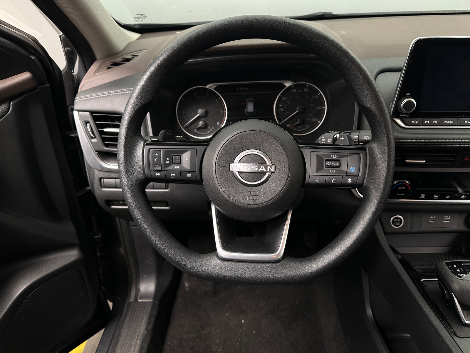 Thumbnail: 2023 Nissan Rogue - 5