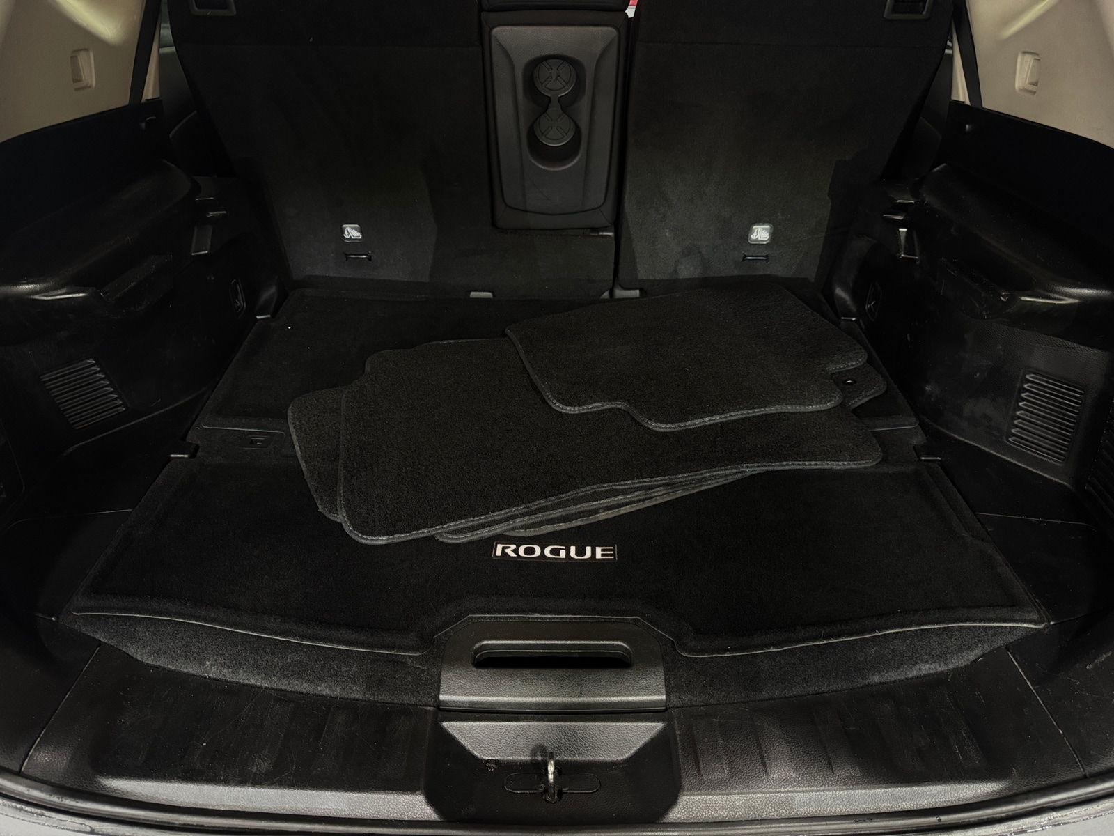 Thumbnail: 2020 Nissan Rogue - 7