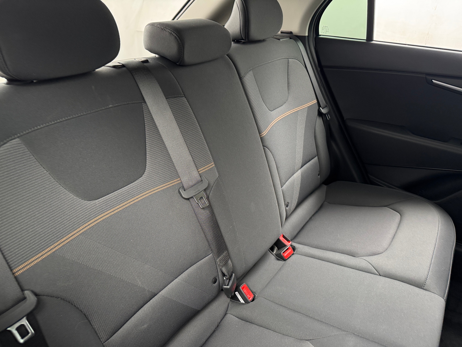 Thumbnail: 2024 Kia Niro - 6