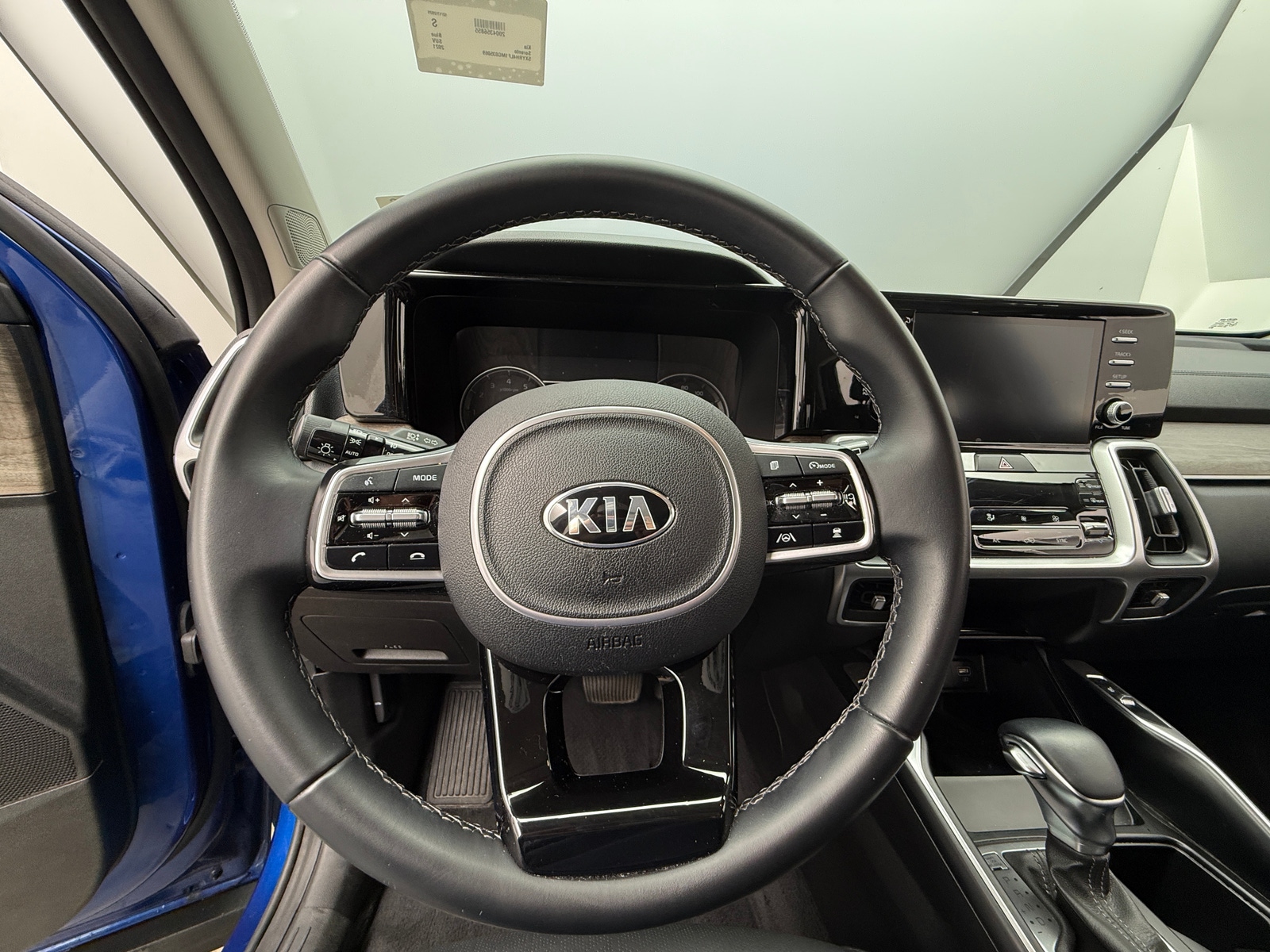 Thumbnail: 2021 Kia Sorento - 4