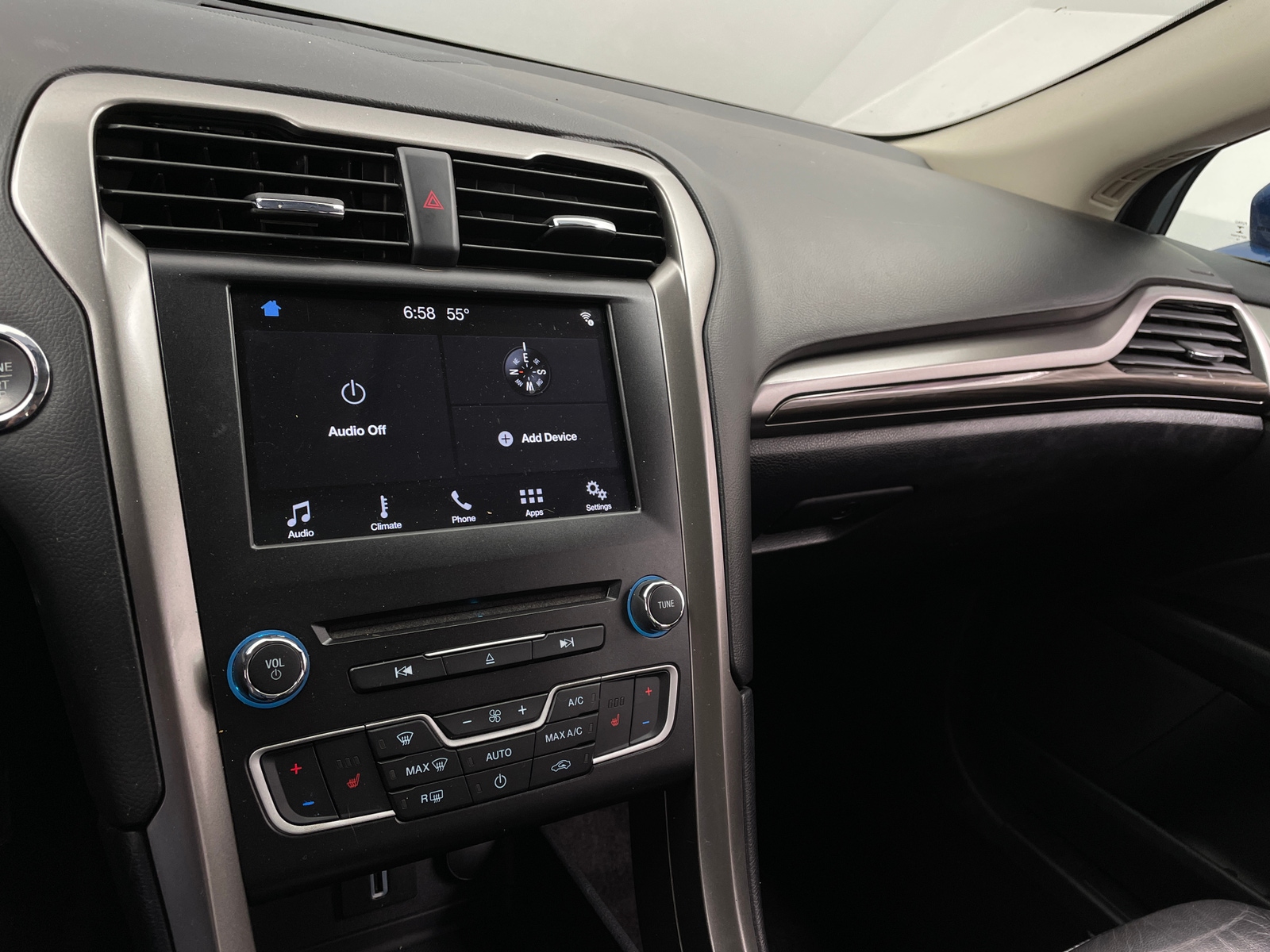 Thumbnail: 2017 Ford Fusion - 4