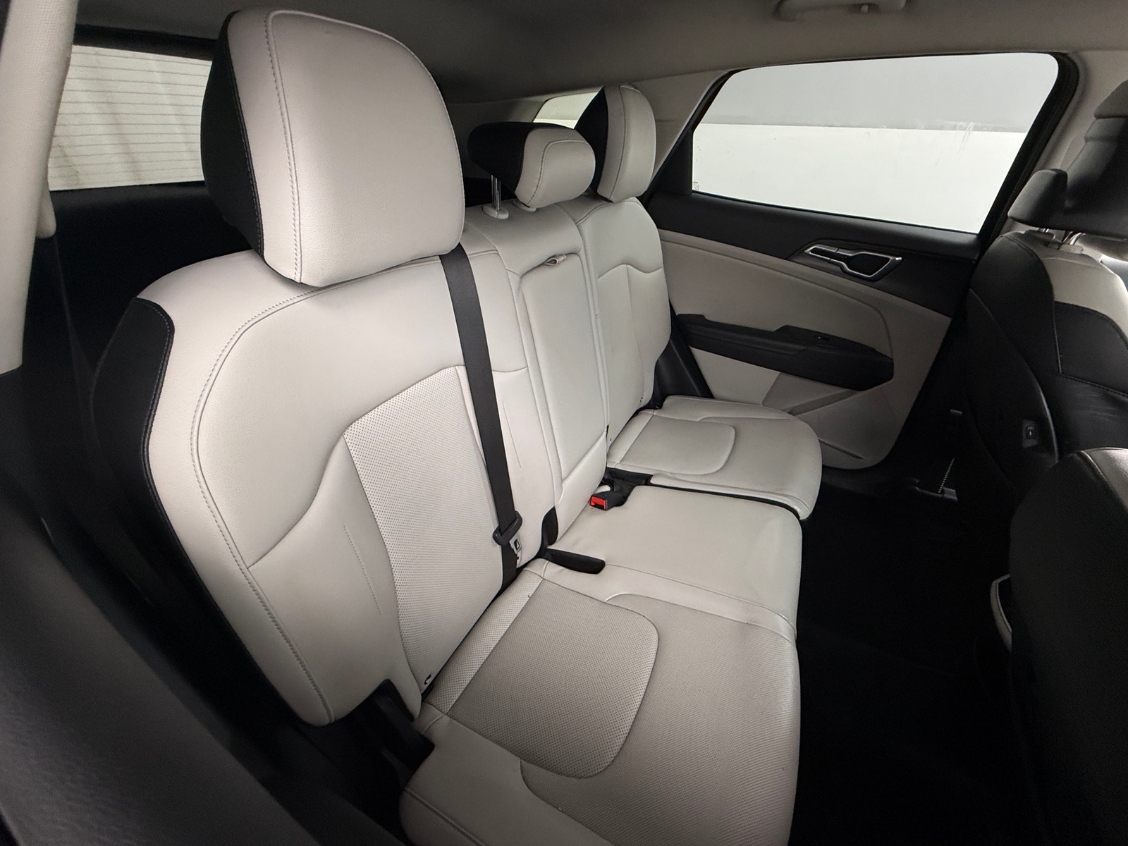 Thumbnail: 2023 Kia Sportage - 5