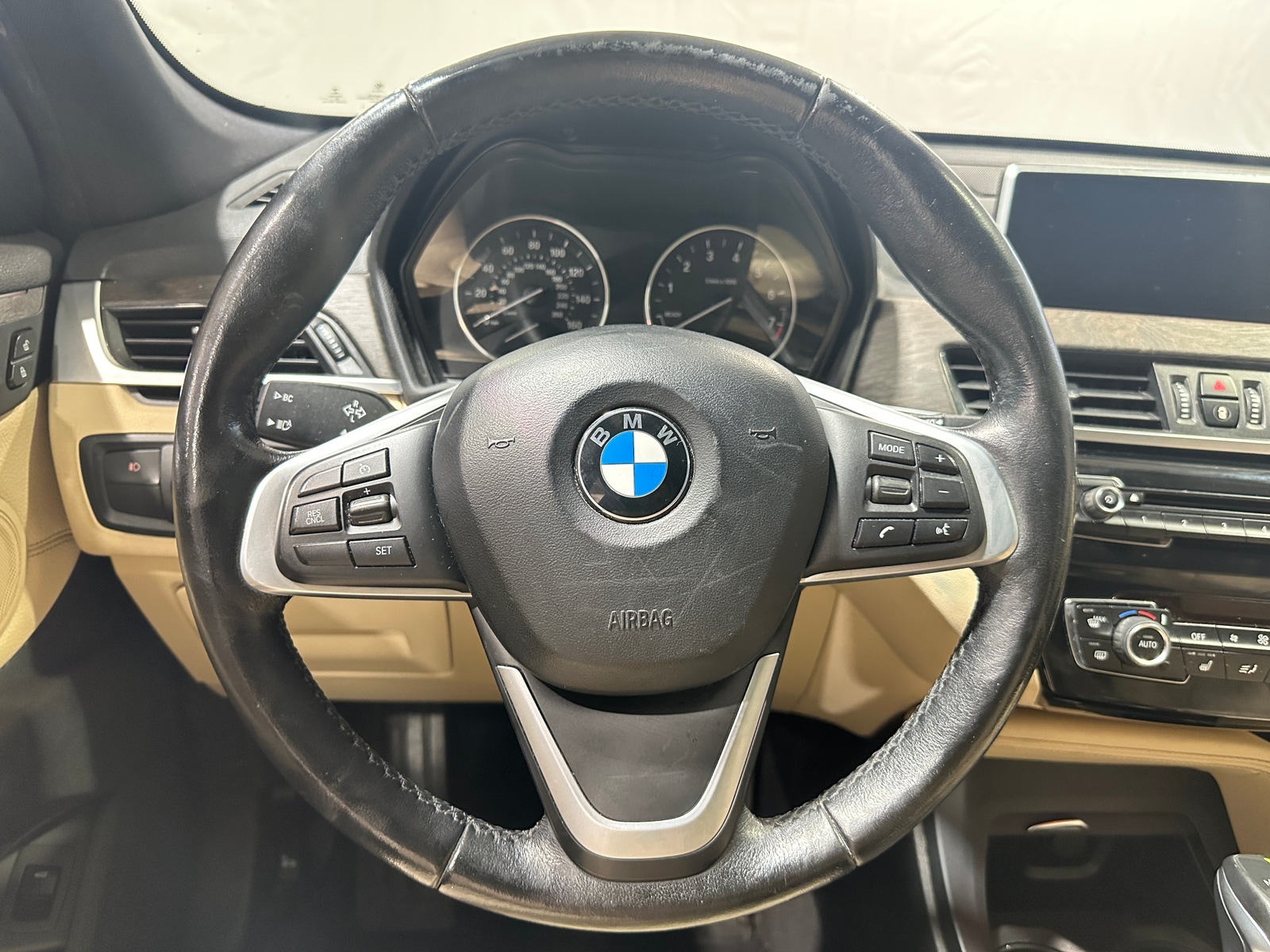 Thumbnail: 2017 BMW X1 - 4