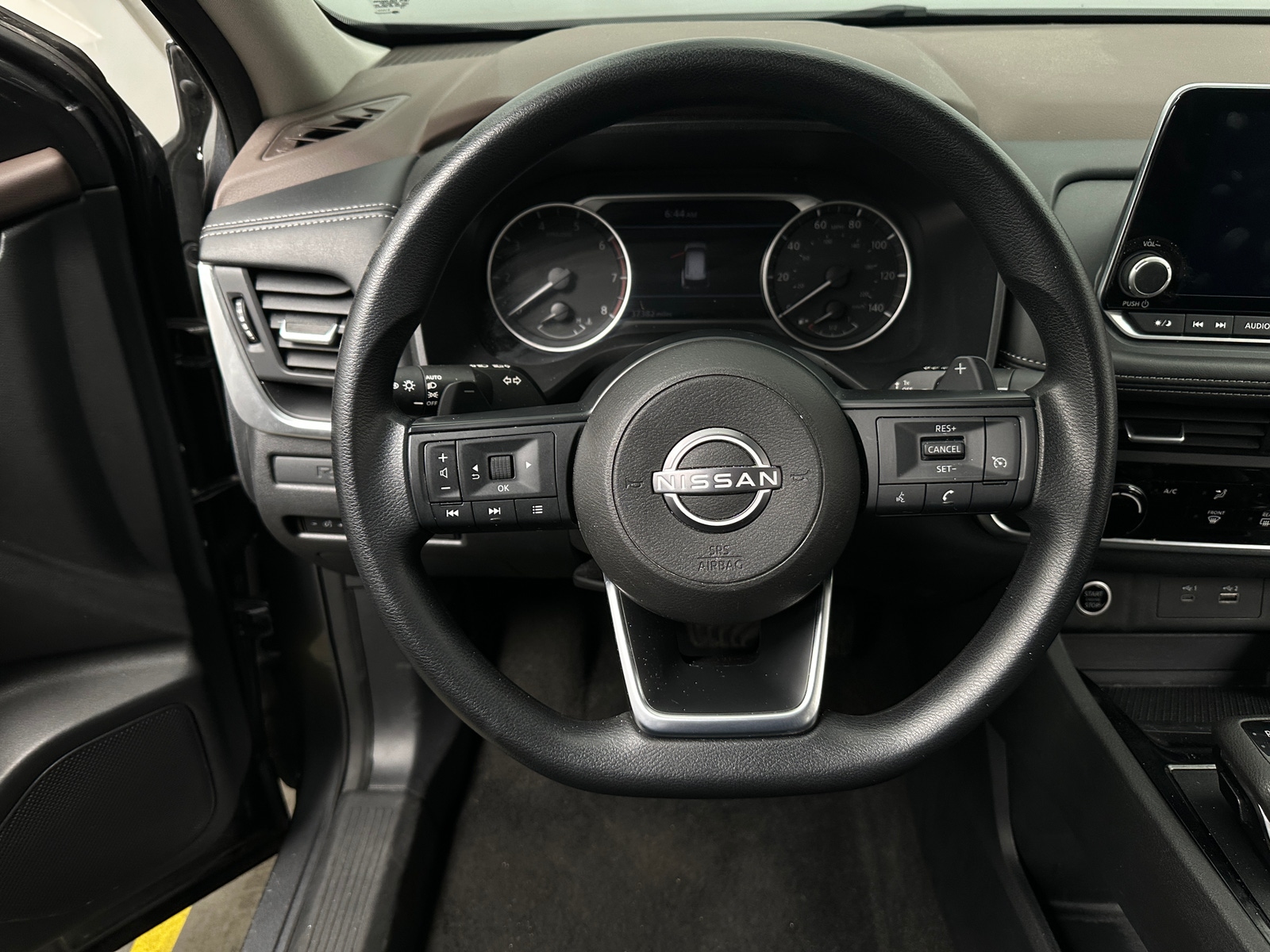 Thumbnail: 2023 Nissan Rogue - 5