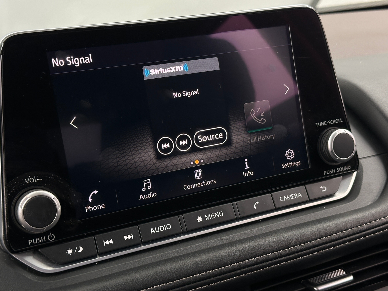 Thumbnail: 2023 Nissan Rogue - 4